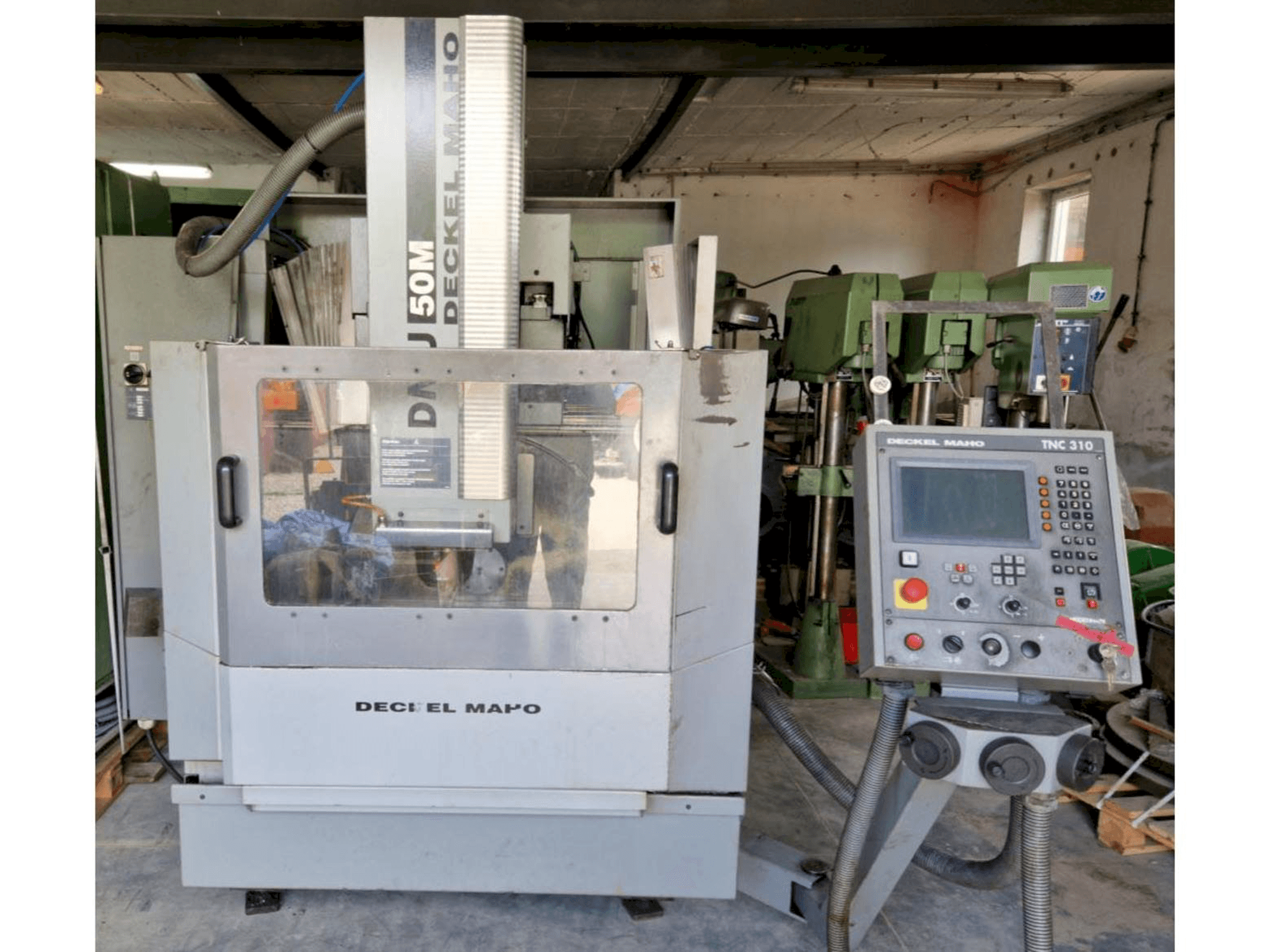 Mašīnas DECKEL MAHO DMU 50M pretskats