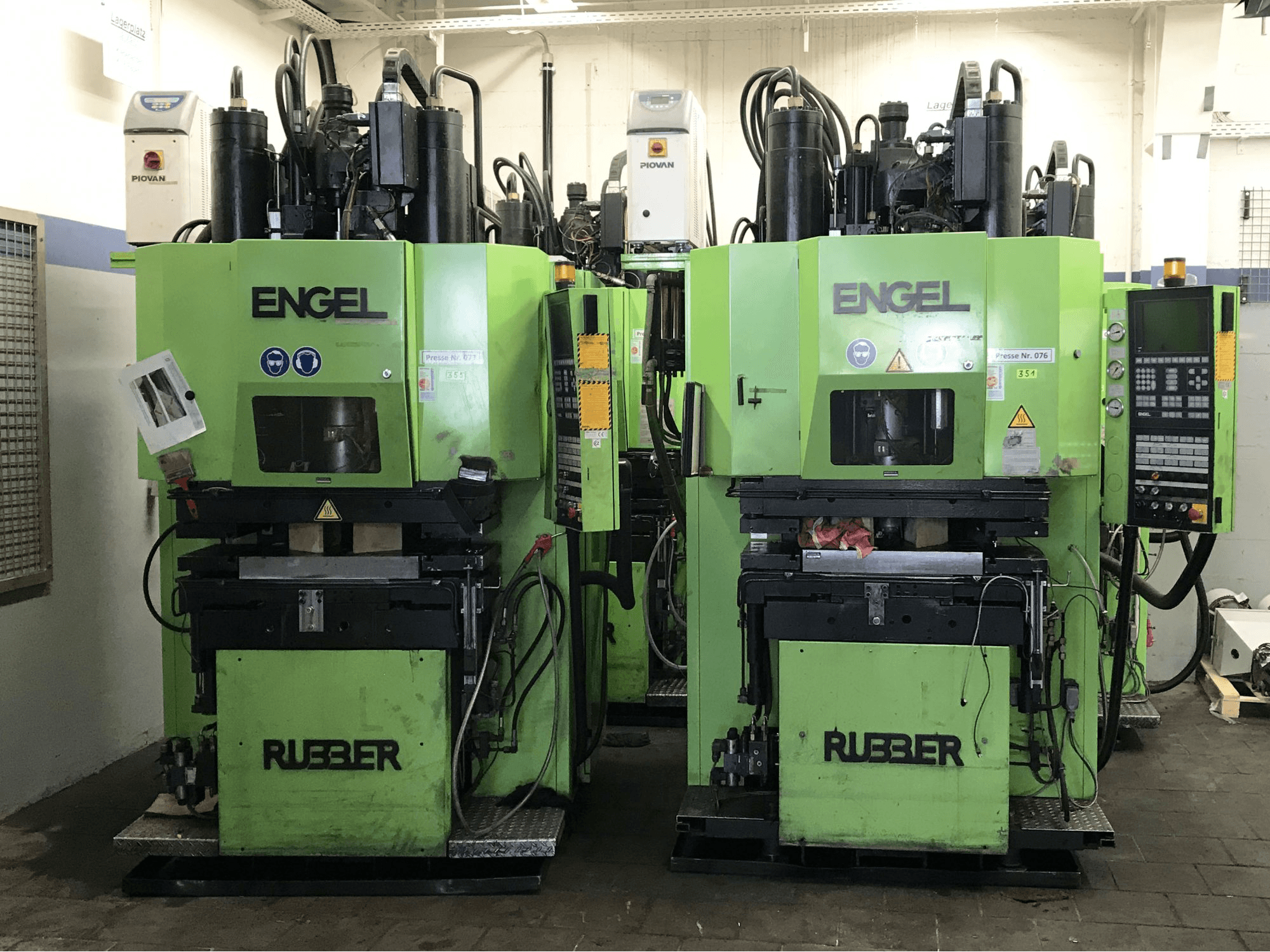 Mašīnas ENGEL ES 200/45 VHTL pretskats