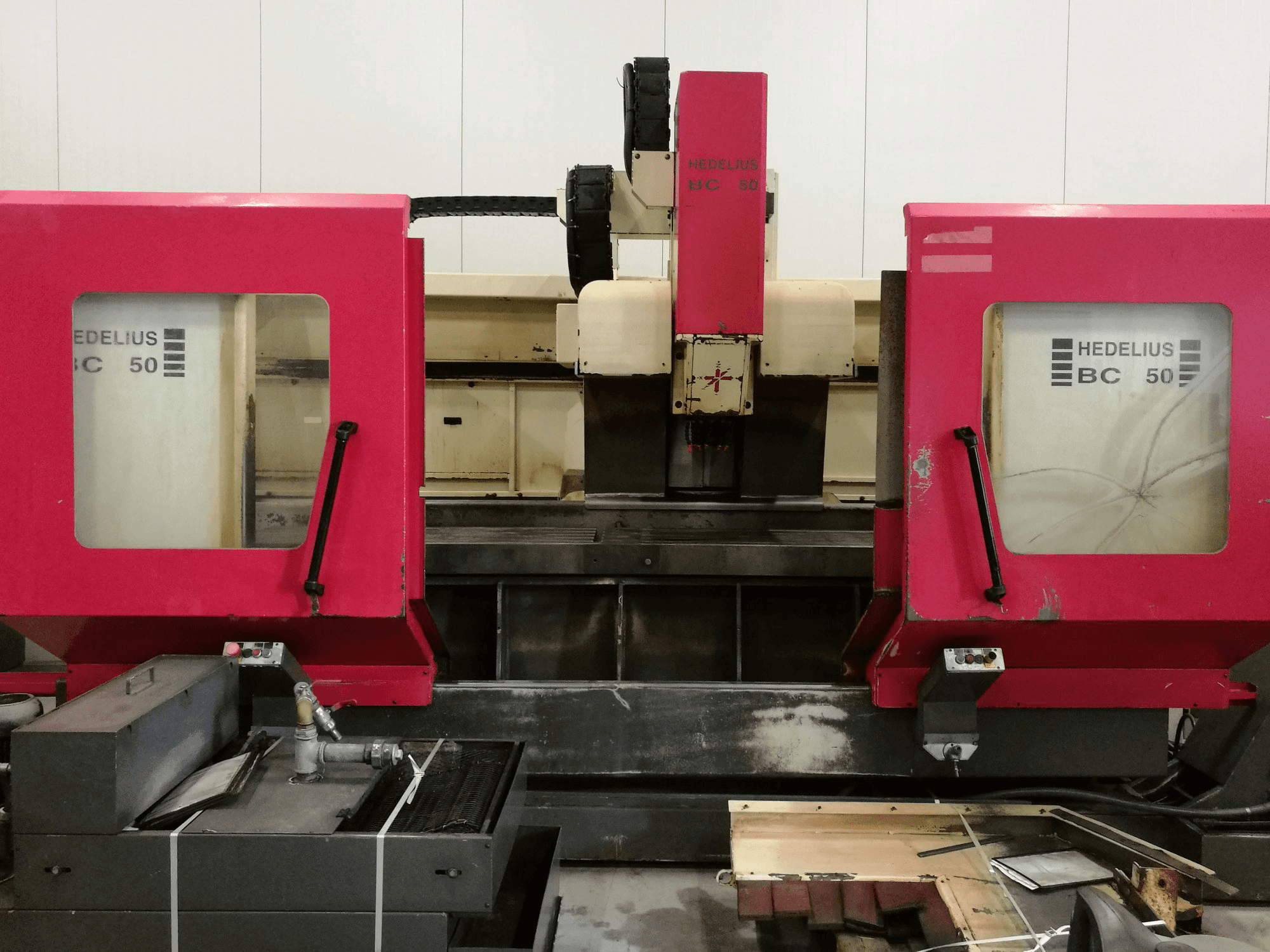 Mašīnas HEDELIUS BC 50 pretskats