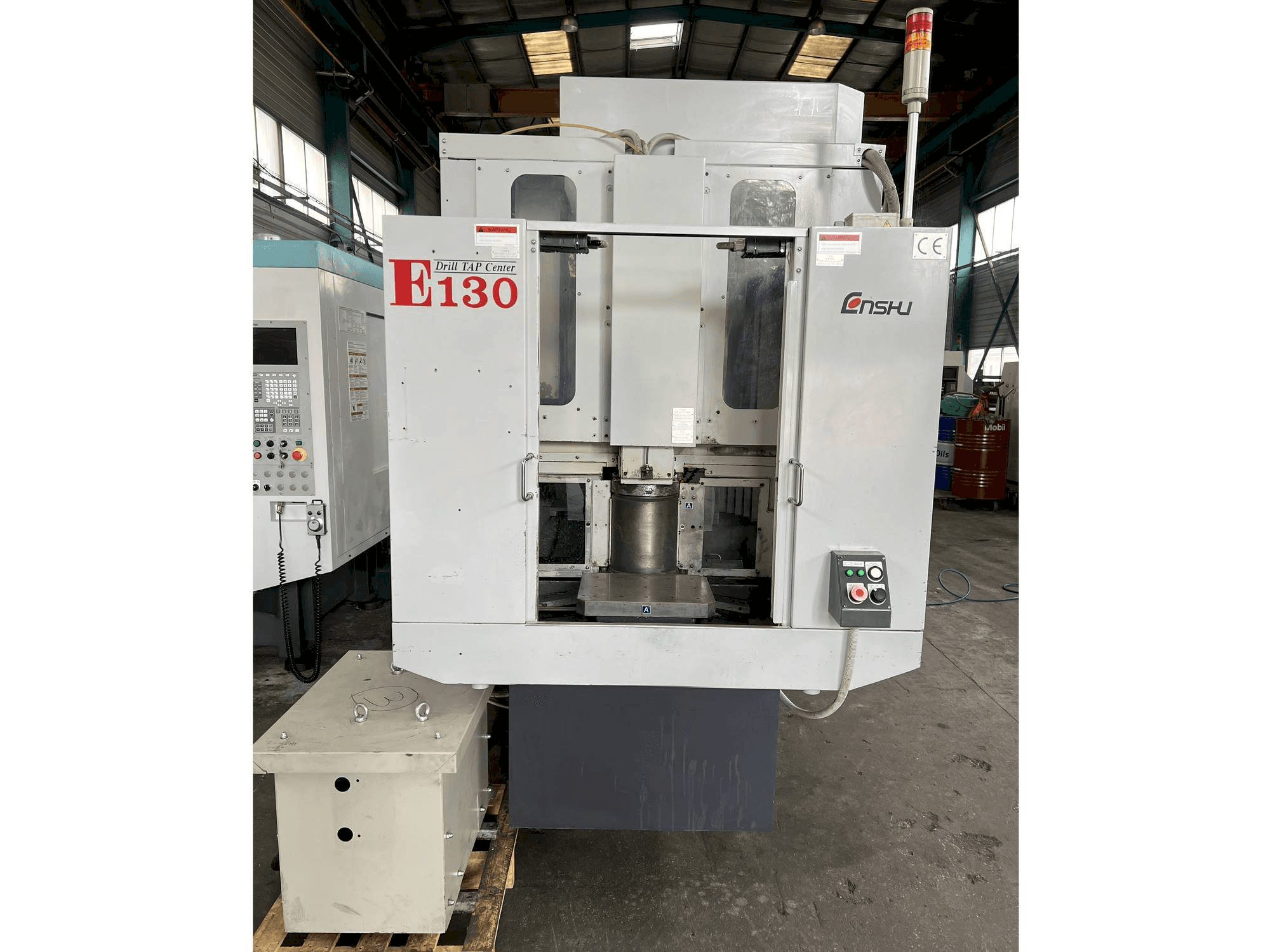 Mašīnas Enshu E130 pretskats