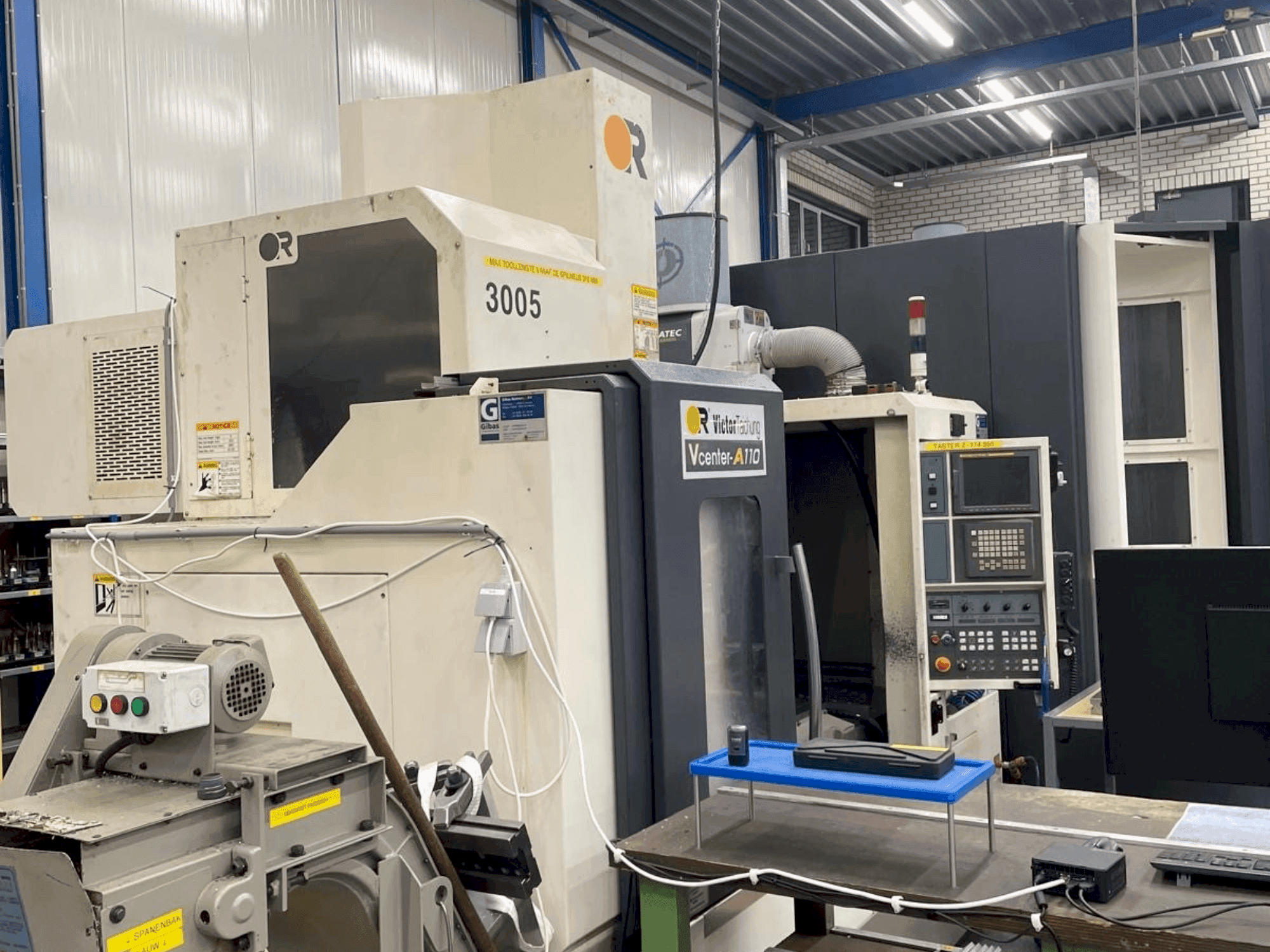 Mašīnas VICTOR TAICHUNG A110 pretskats