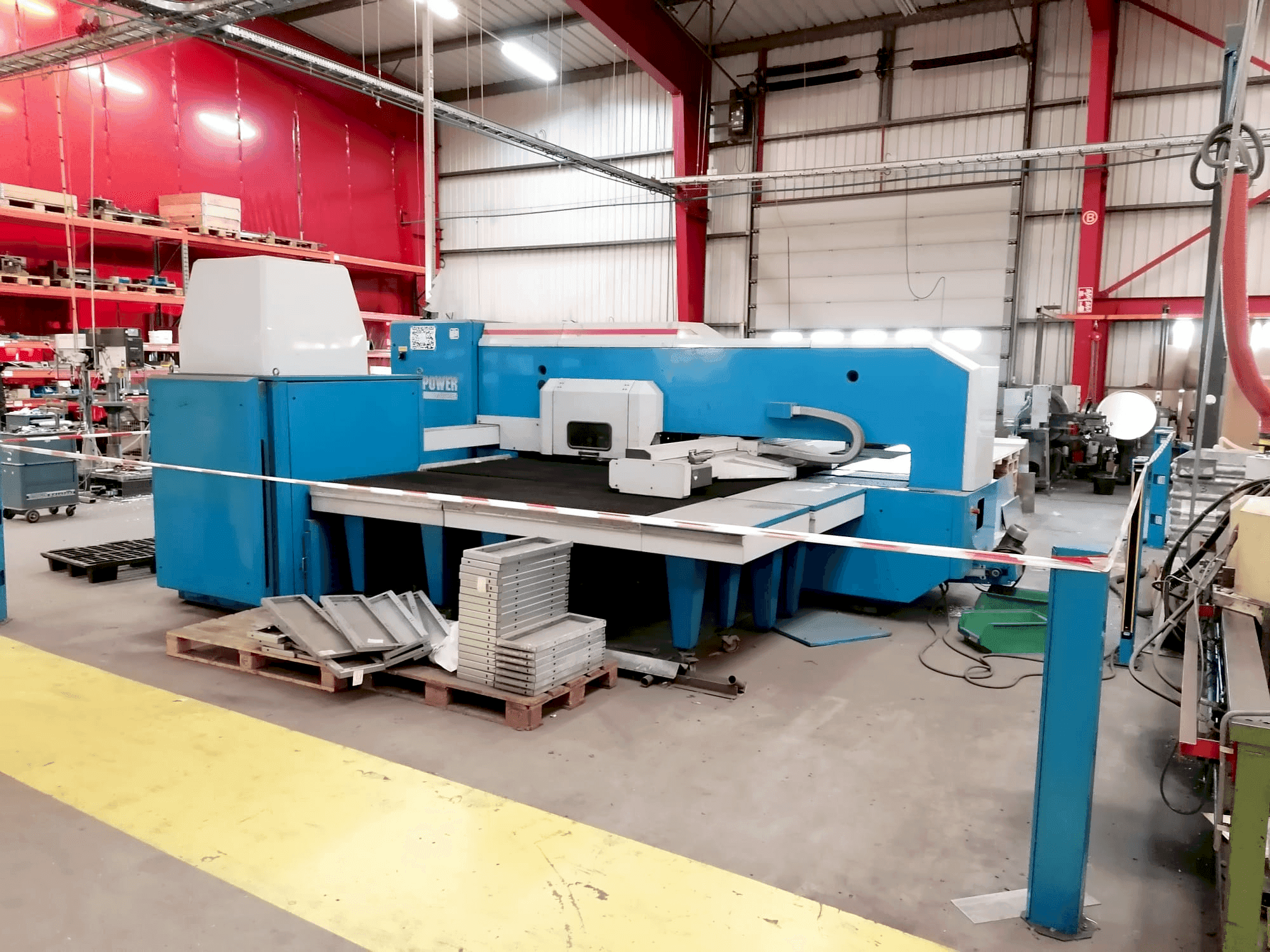 Mašīnas Finn-Power F5-20 SB/AM pretskats