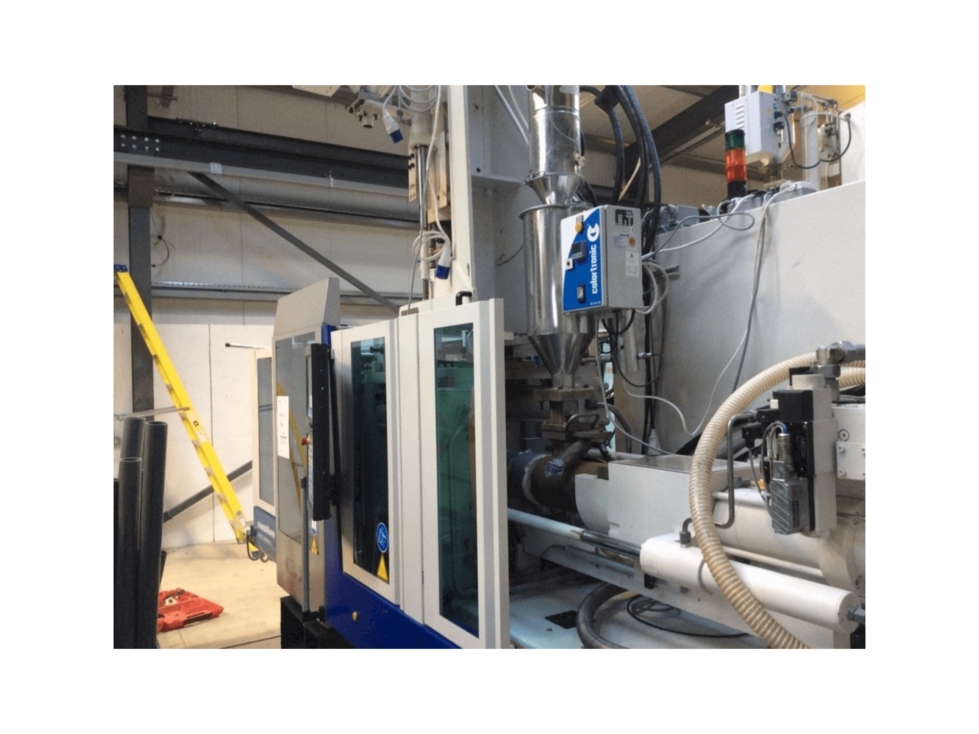 Mašīnas Krauss Maffei 80-180-55 CX V pretskats