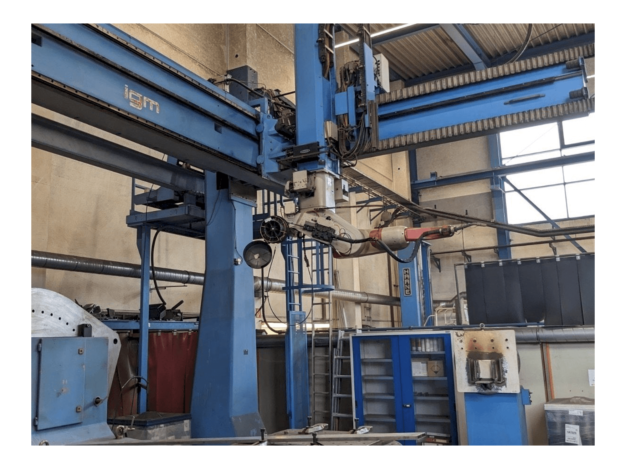 Mašīnas IGM RTi 300-S pretskats