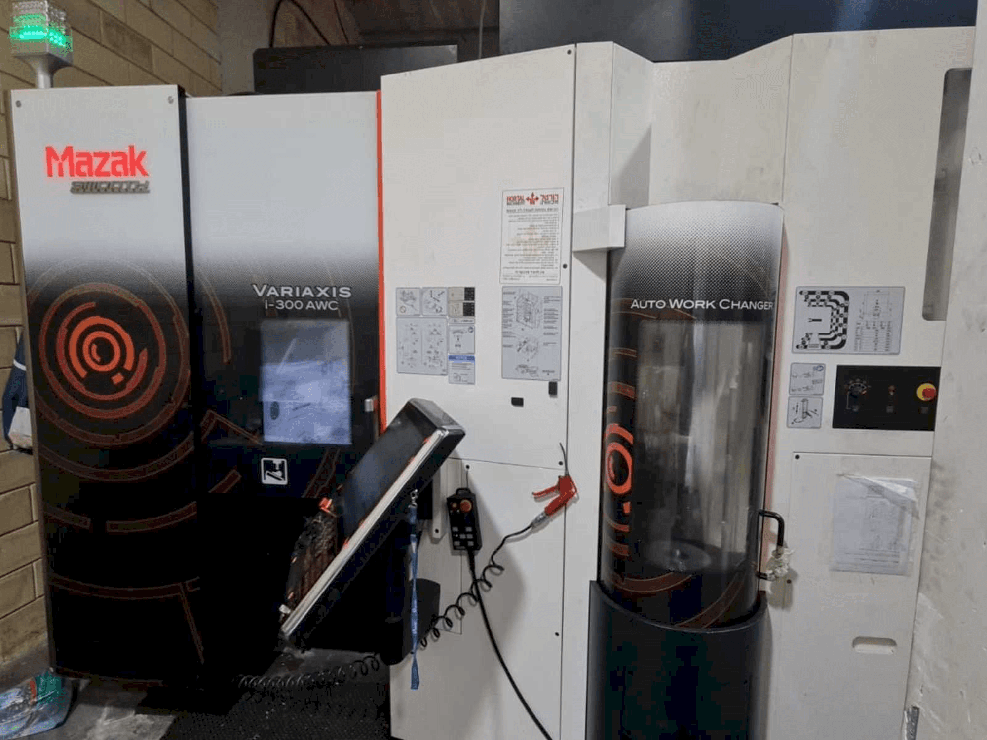 Mašīnas Mazak VARIAXIS I-300 AWC pretskats