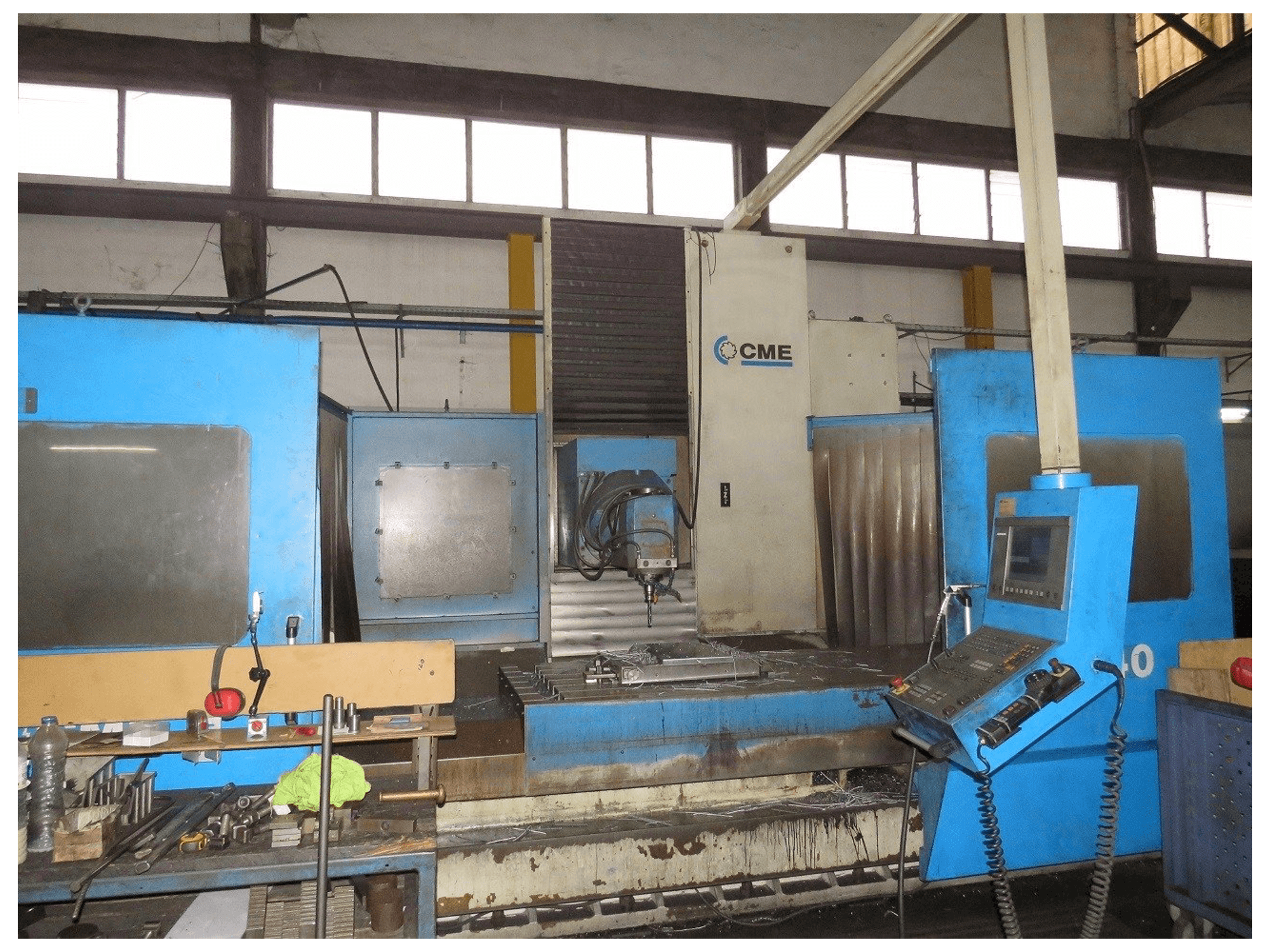 Mašīnas CME HZ40 pretskats