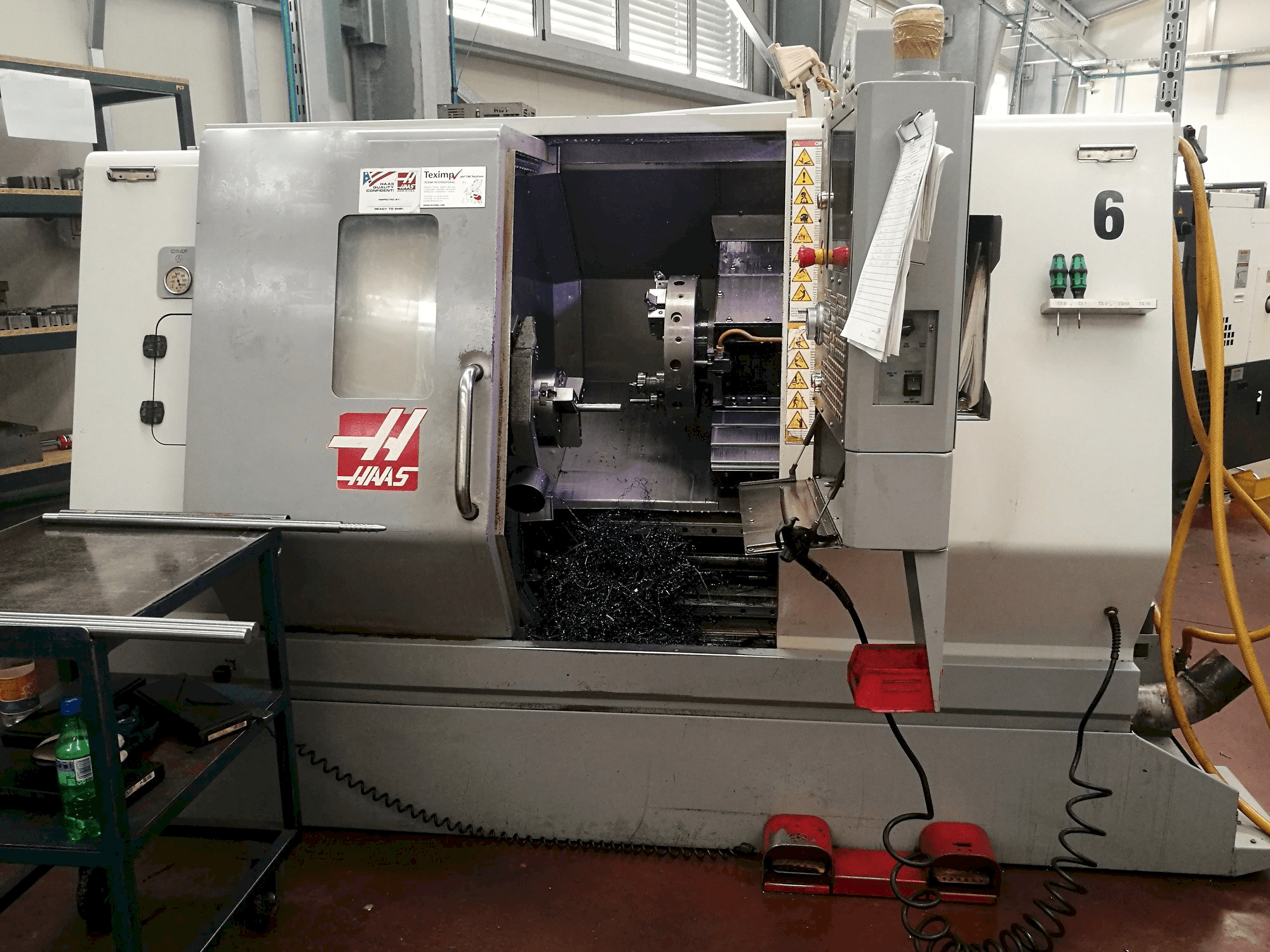 Mašīnas HAAS SL-20THE pretskats
