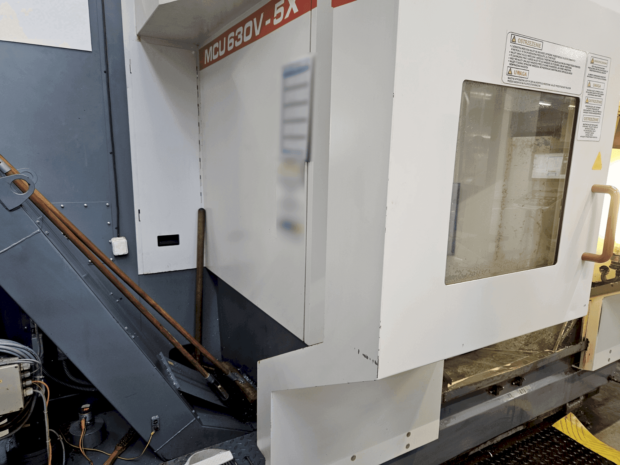 Mašīnas KOVOSVIT MAS MCU 630V-5X sānskats