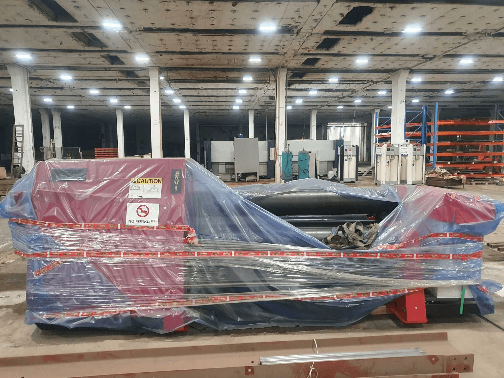 Mašīnas Davi MCB E20 pretskats