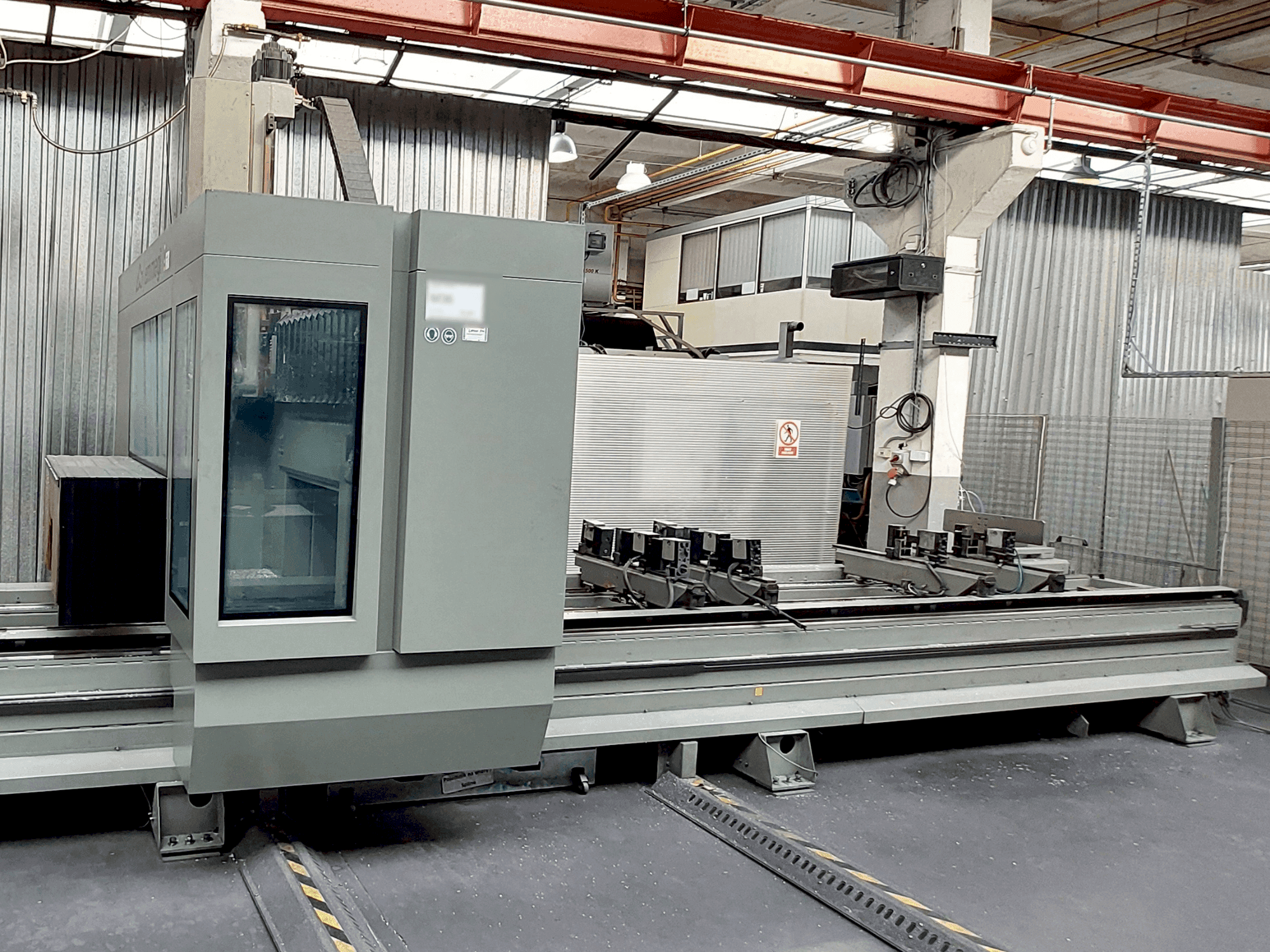 Mašīnas Emmegi Emmegi Diamant XL7700 pretskats