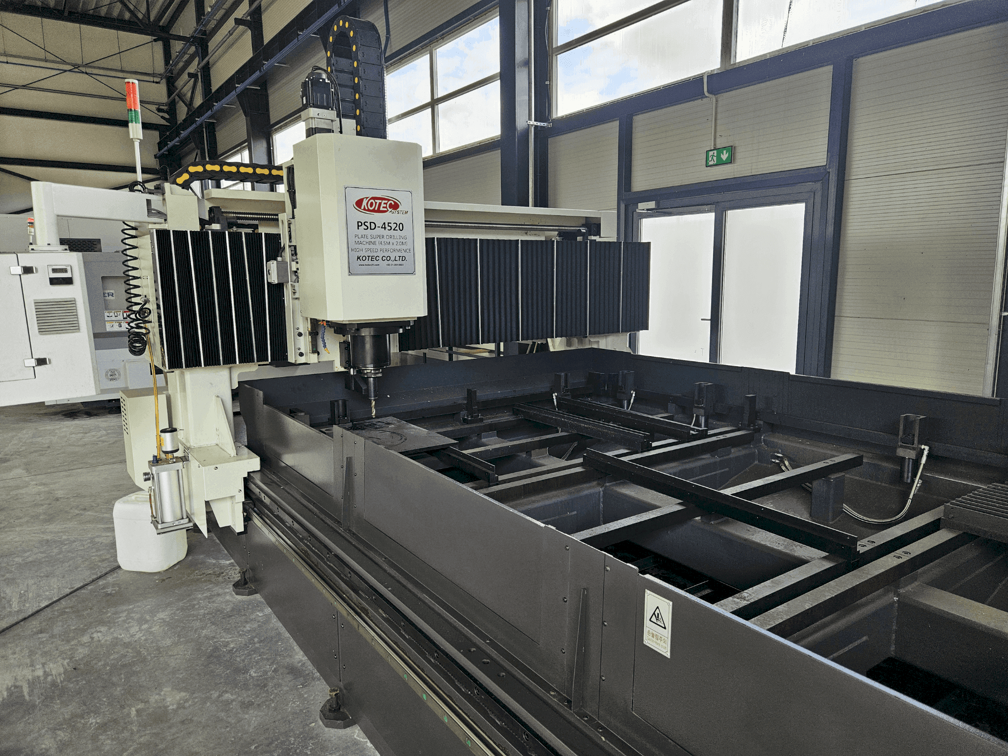 Mašīnas KOTEC PSD-4520 pretskats