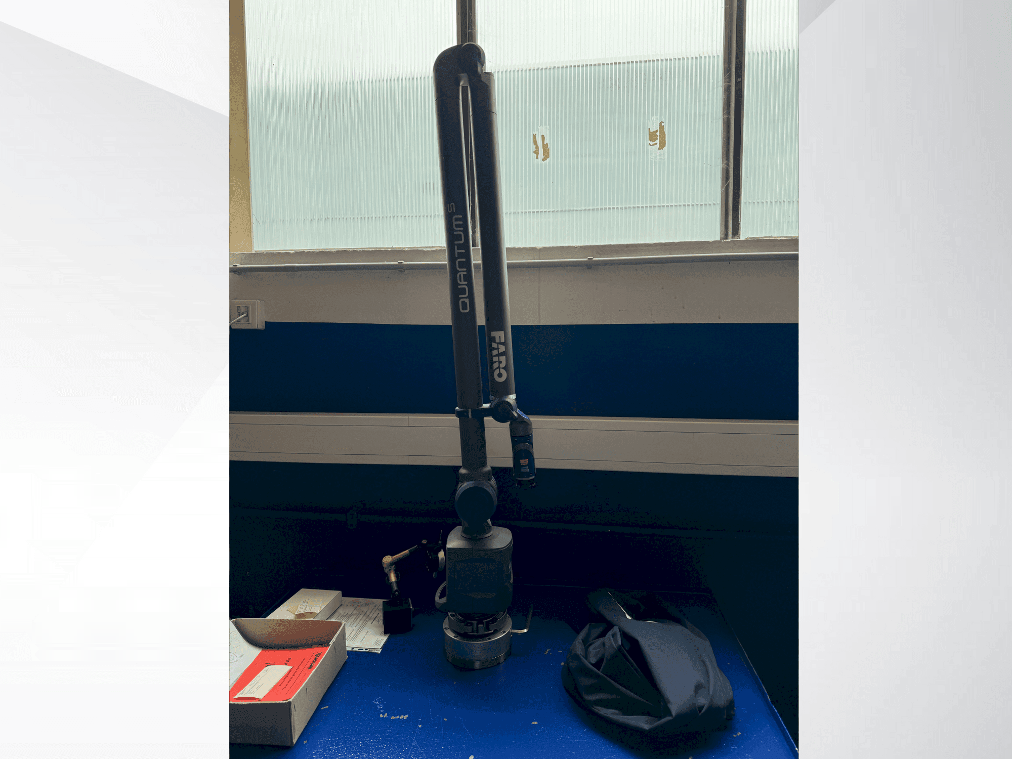 Mašīnas Faro 21000 pretskats