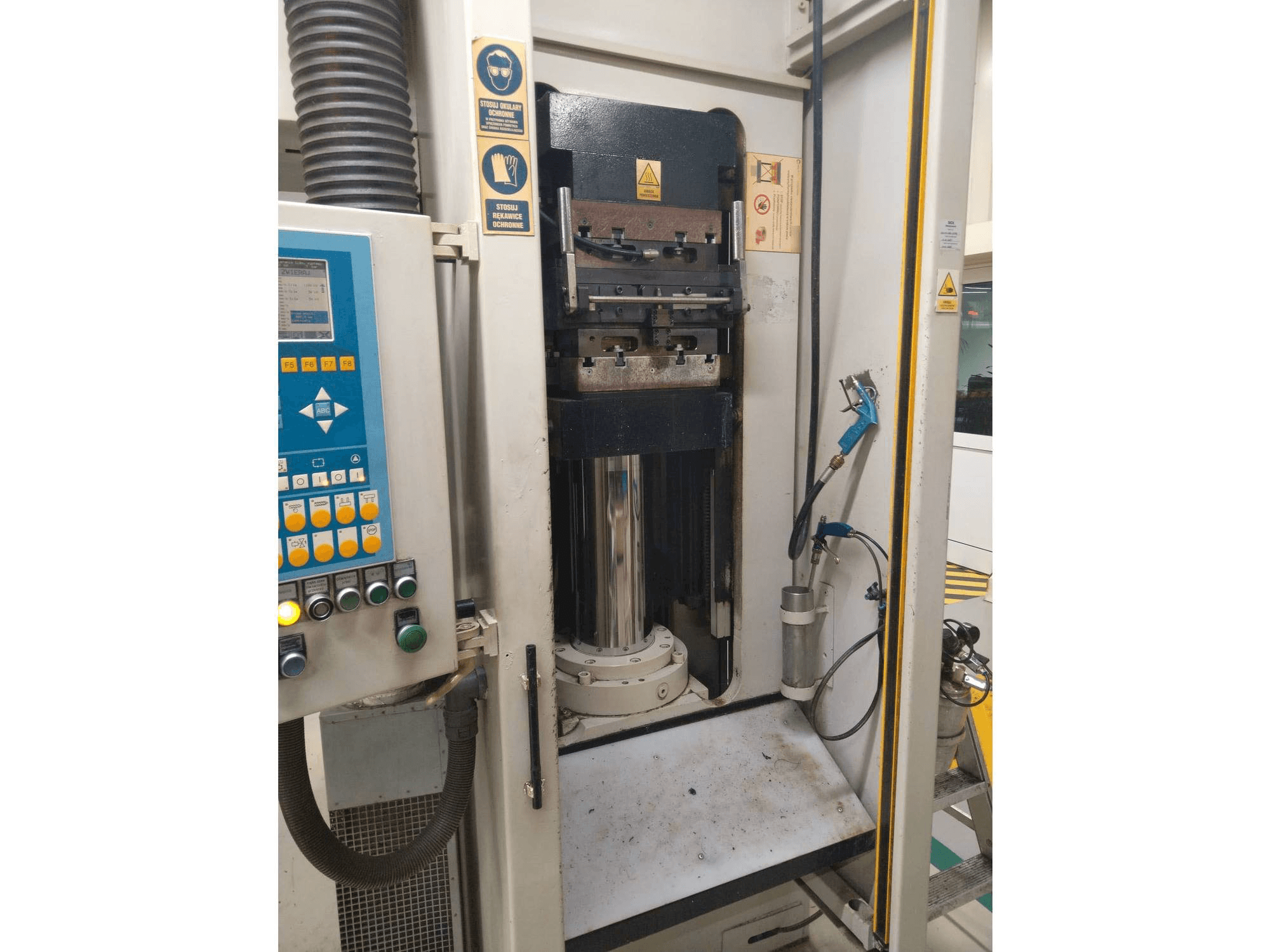 Mašīnas LWB STEINL VRE 1100/1000 kreisās malas skats