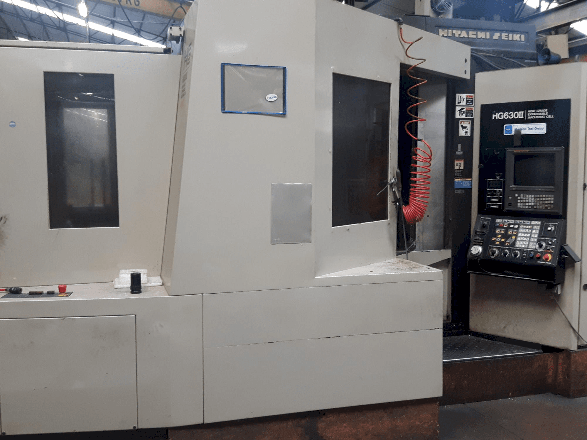 Mašīnas HITACHI SEIKI HG 630 kreisās malas skats