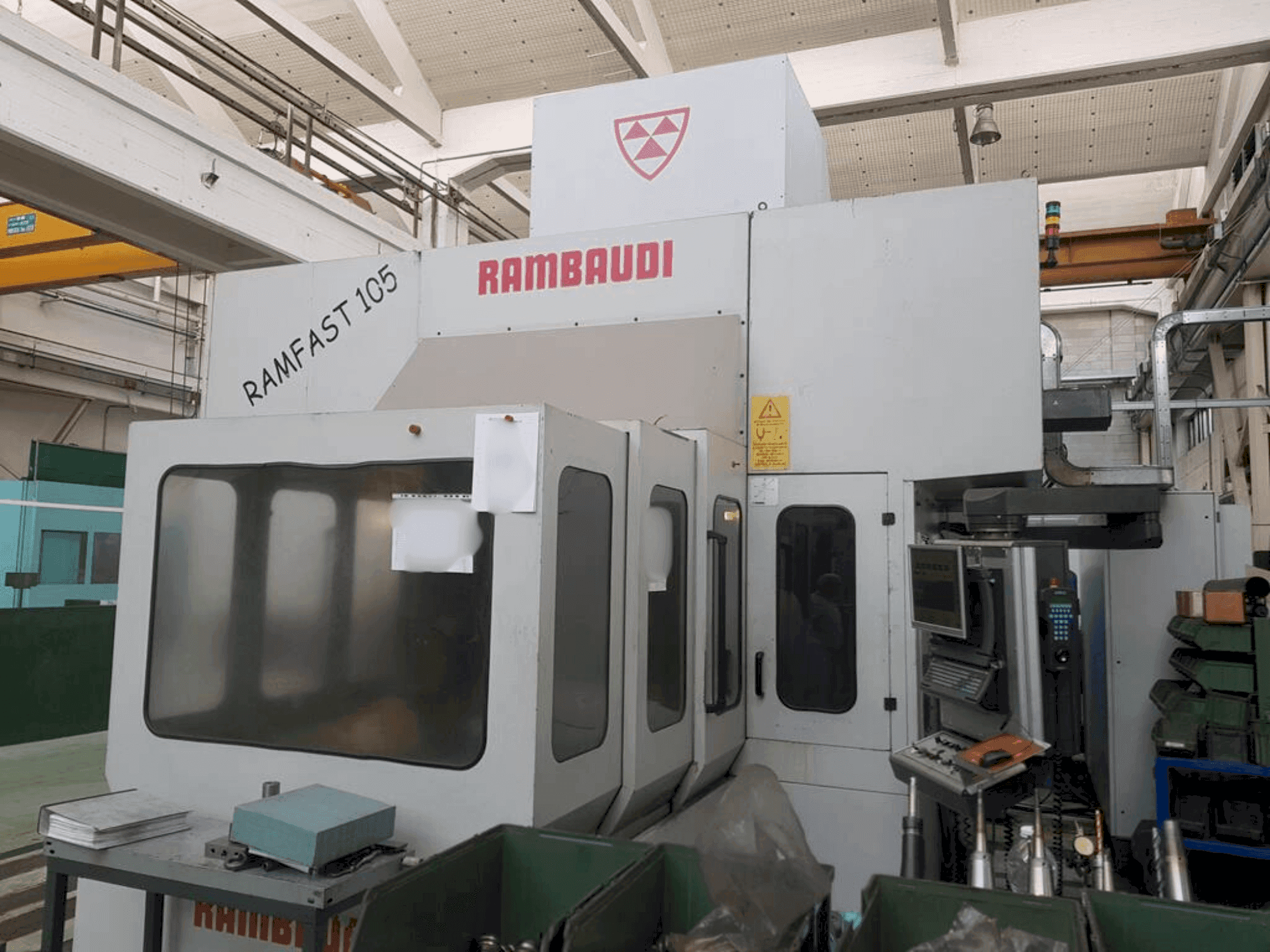 Mašīnas Rambaudi RAMFAST RF105 pretskats