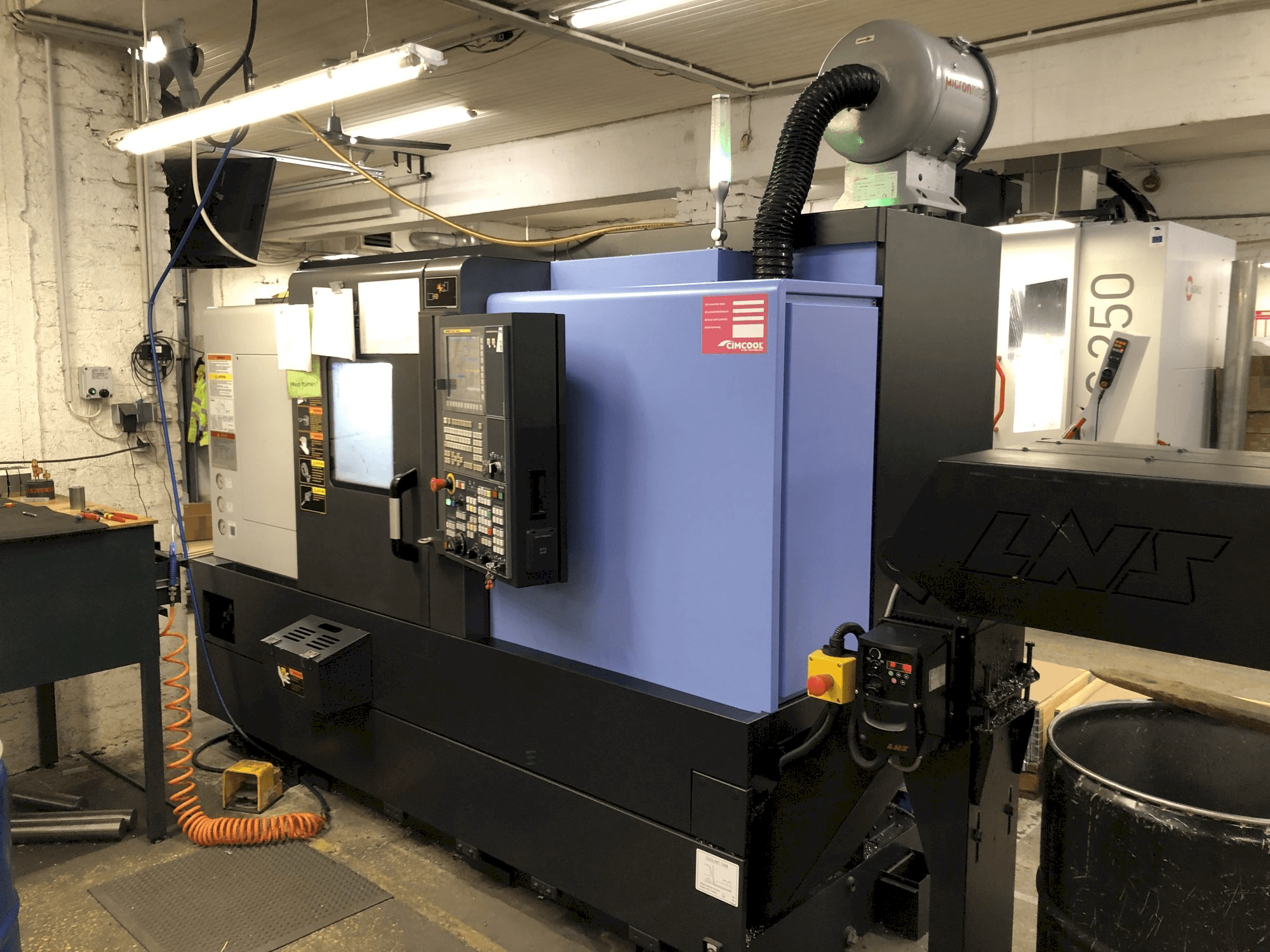 Mašīnas Doosan Lynx 220 LYC pretskats