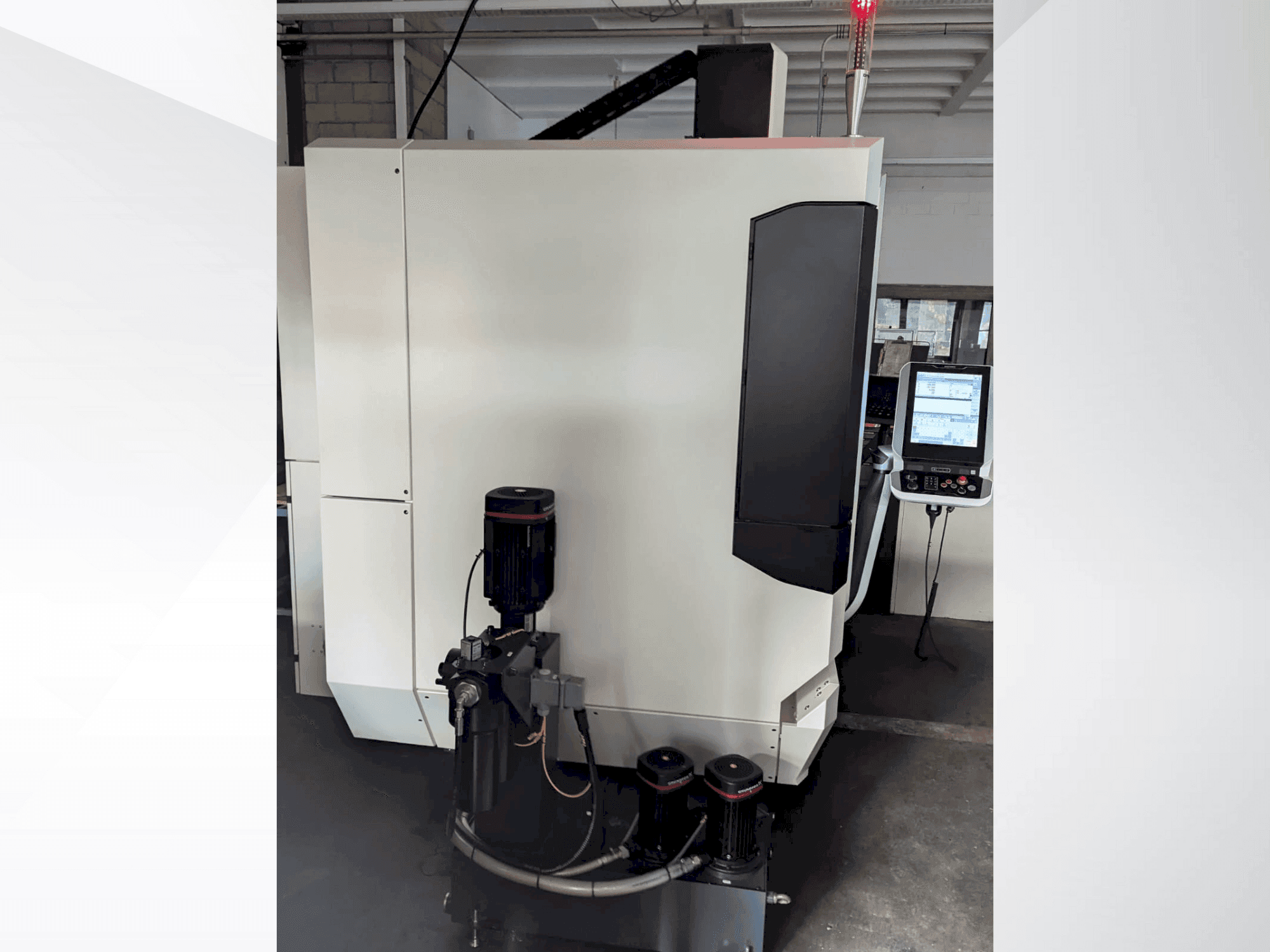 Mašīnas DMG MORI CMX 50U pretskats