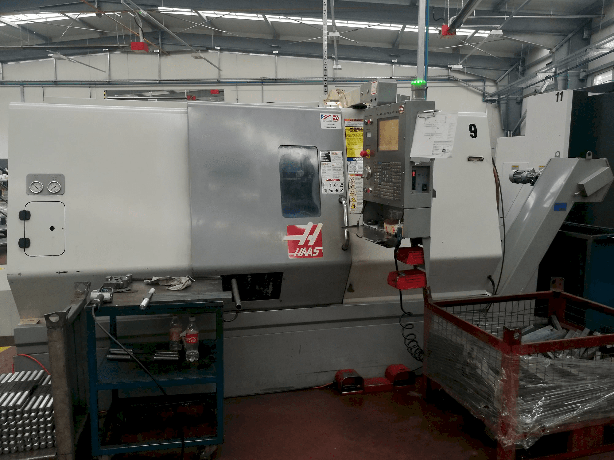 Mašīnas HAAS SL-30THE pretskats