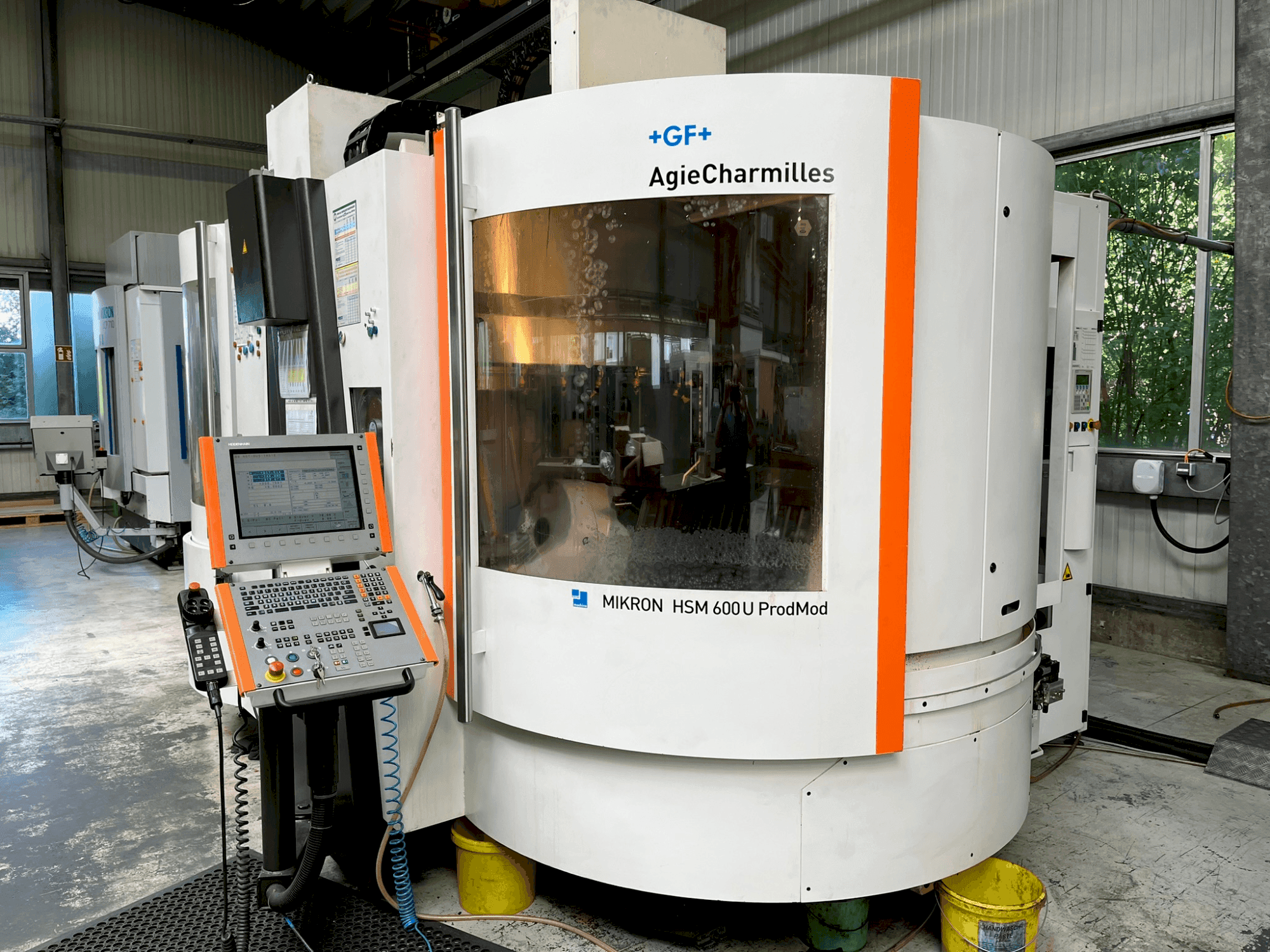 Mašīnas MIKRON HSM 600 U pretskats