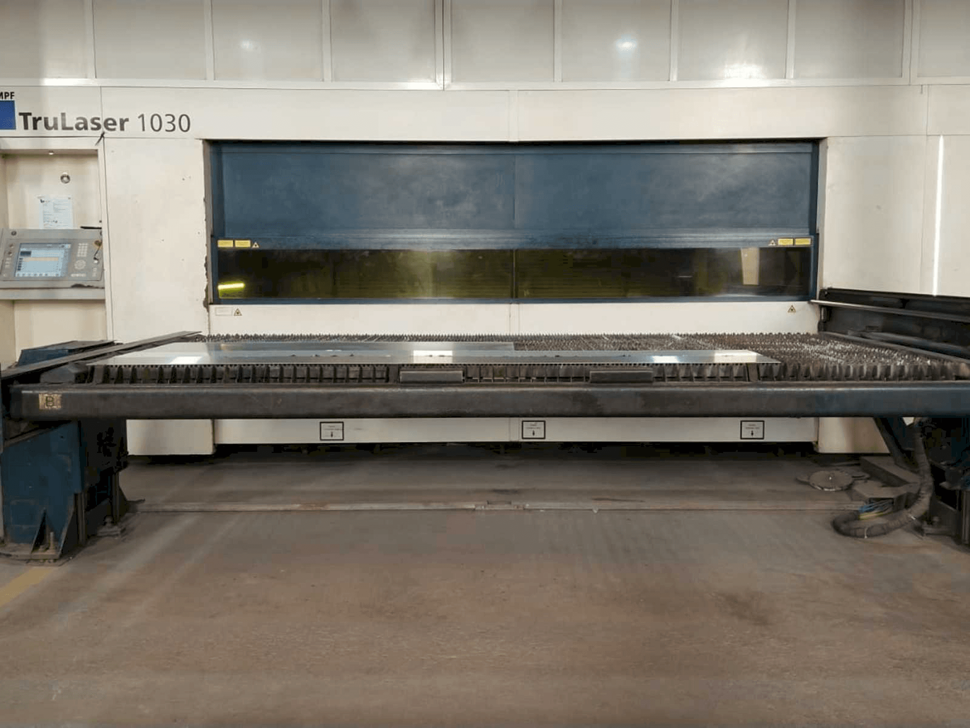 Mašīnas Trumpf True Laser 1030 pretskats