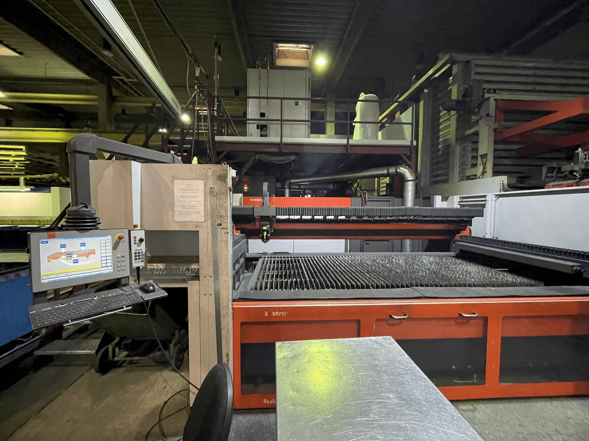 Mašīnas Bystronic Bylaser 4400 pretskats