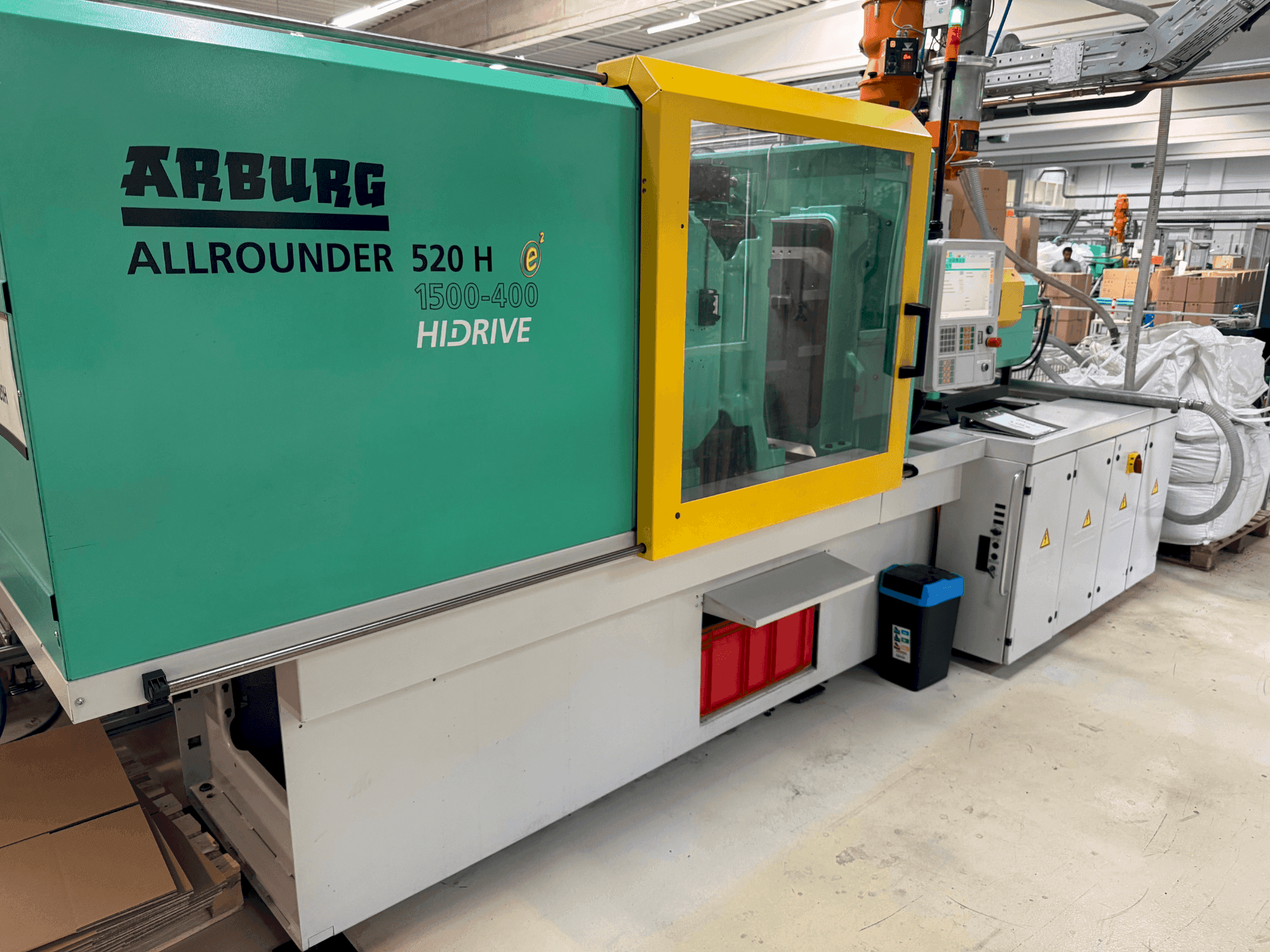 Mašīnas Arburg Allrounder 520H pretskats