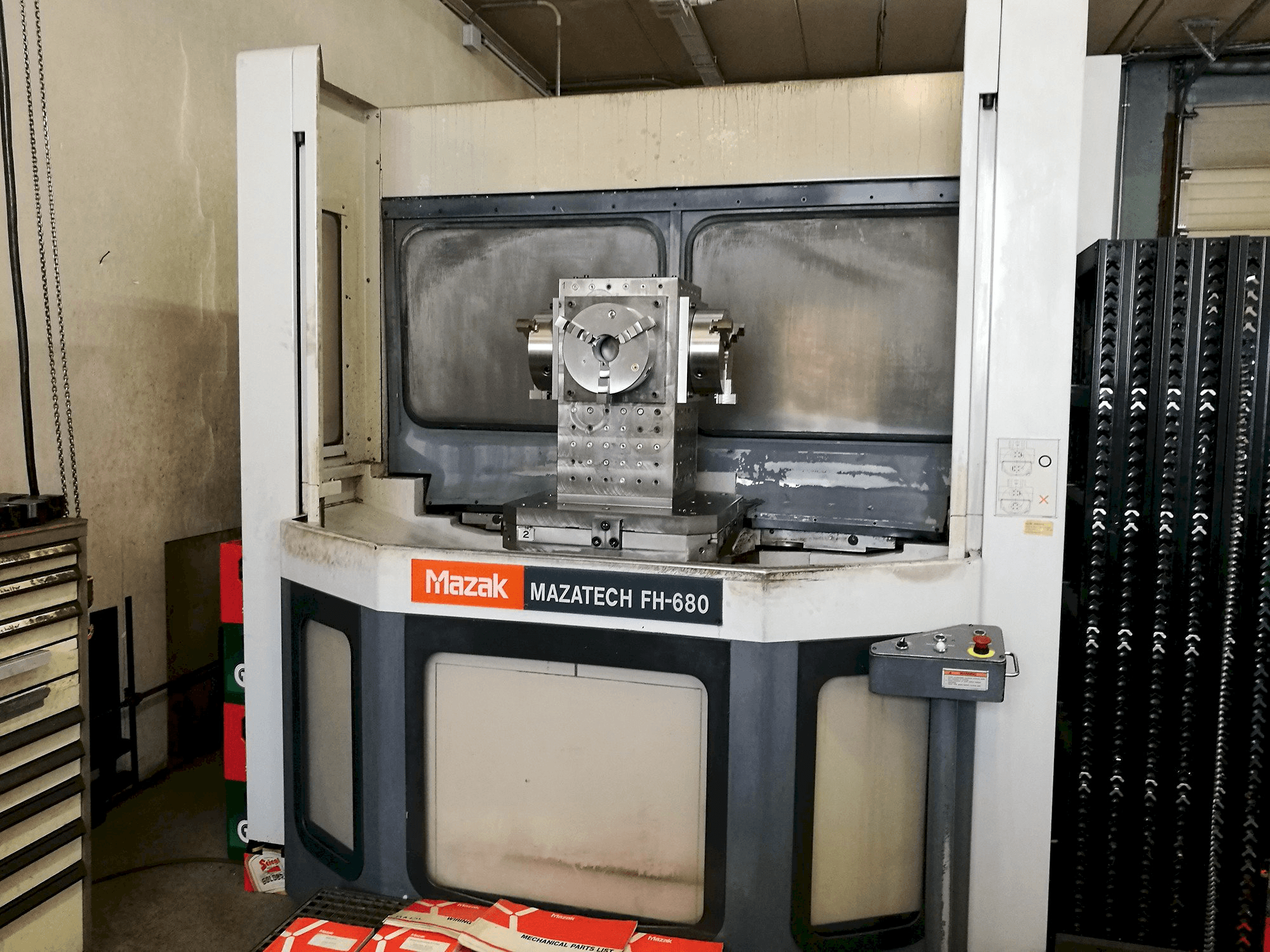 Mašīnas Mazak Mazatech FH-680 pretskats