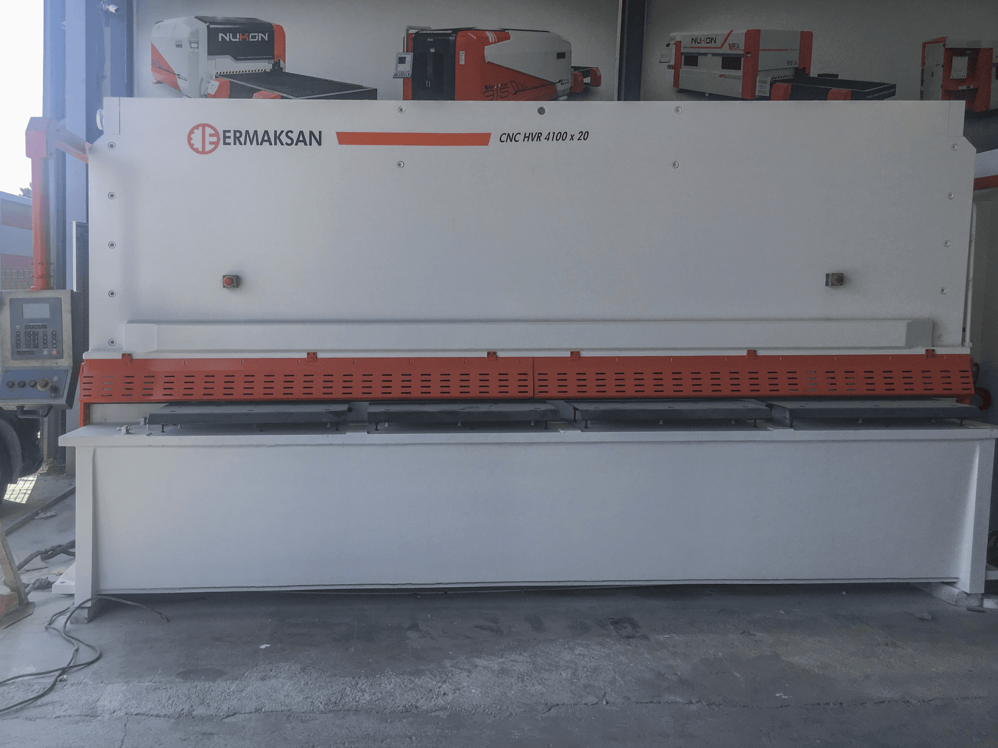 Mašīnas ERMAKSAN CNC HVR 4100x20 pretskats