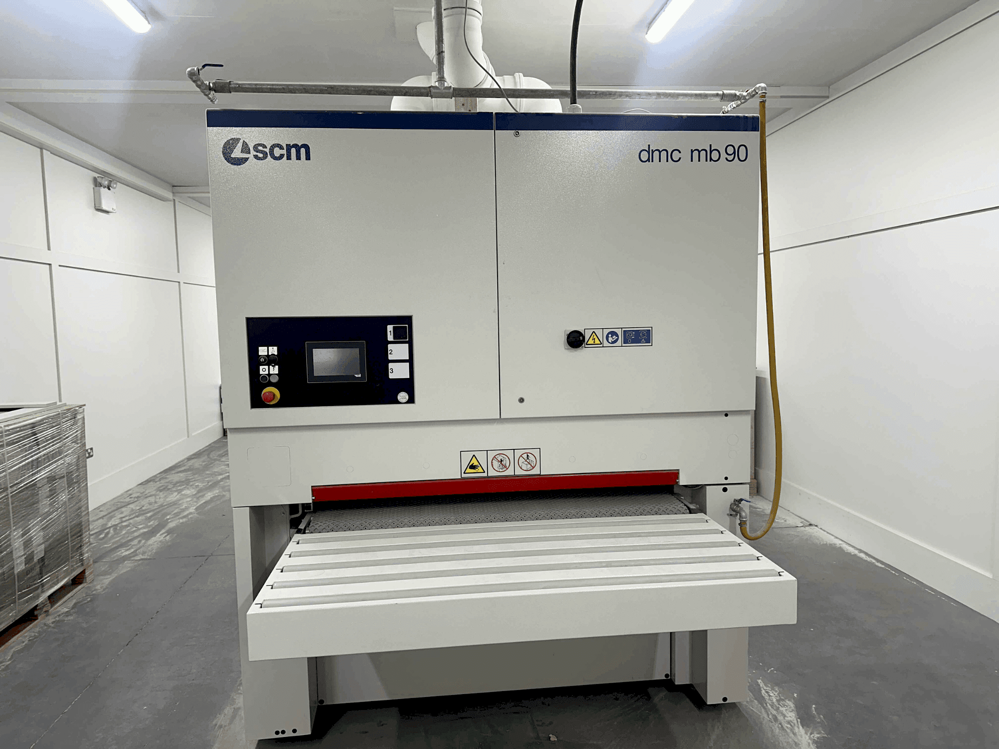 Mašīnas SCM DMC MB90 DBB135 pretskats