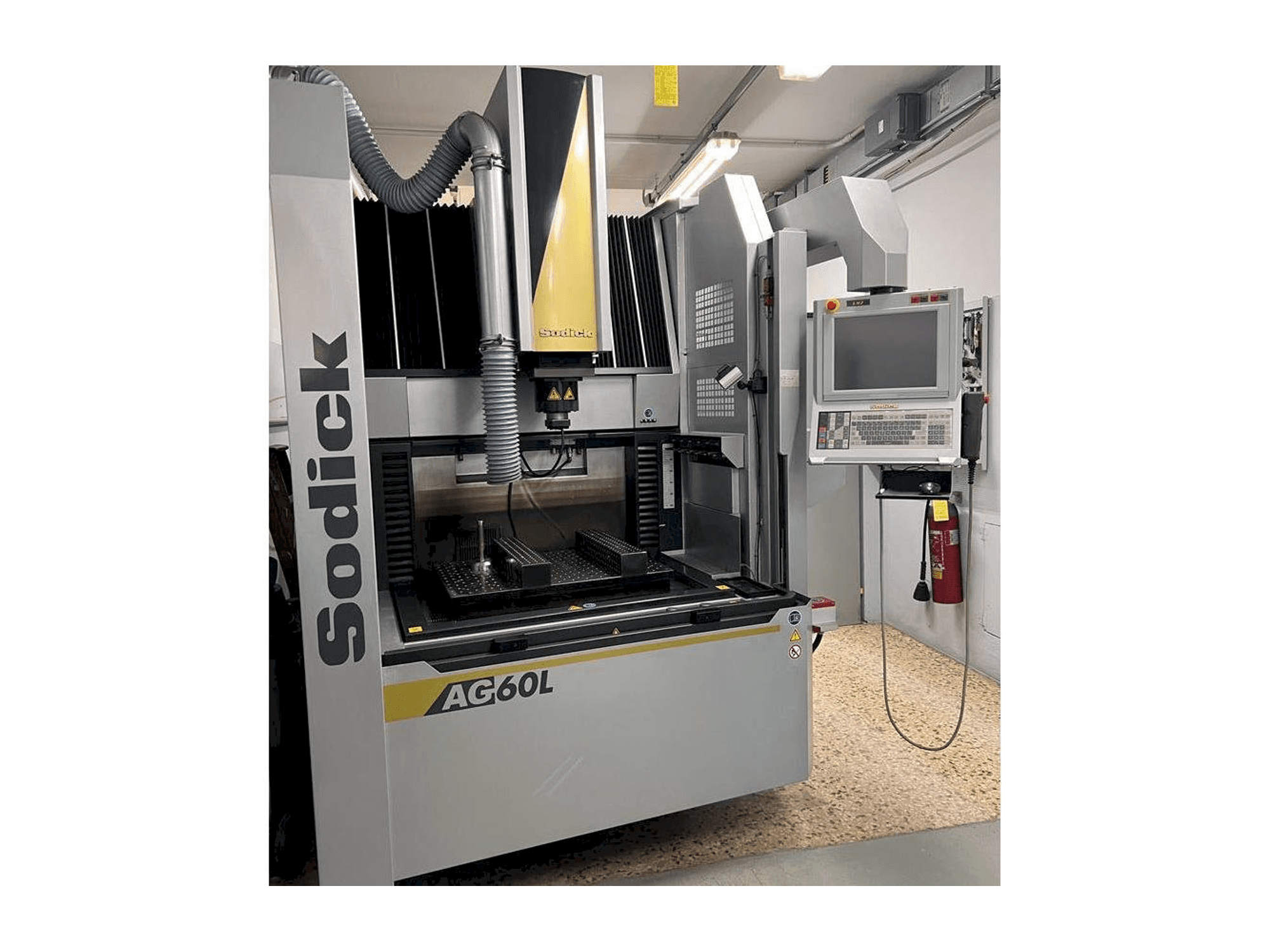 Mašīnas Sodick AG 60L pretskats