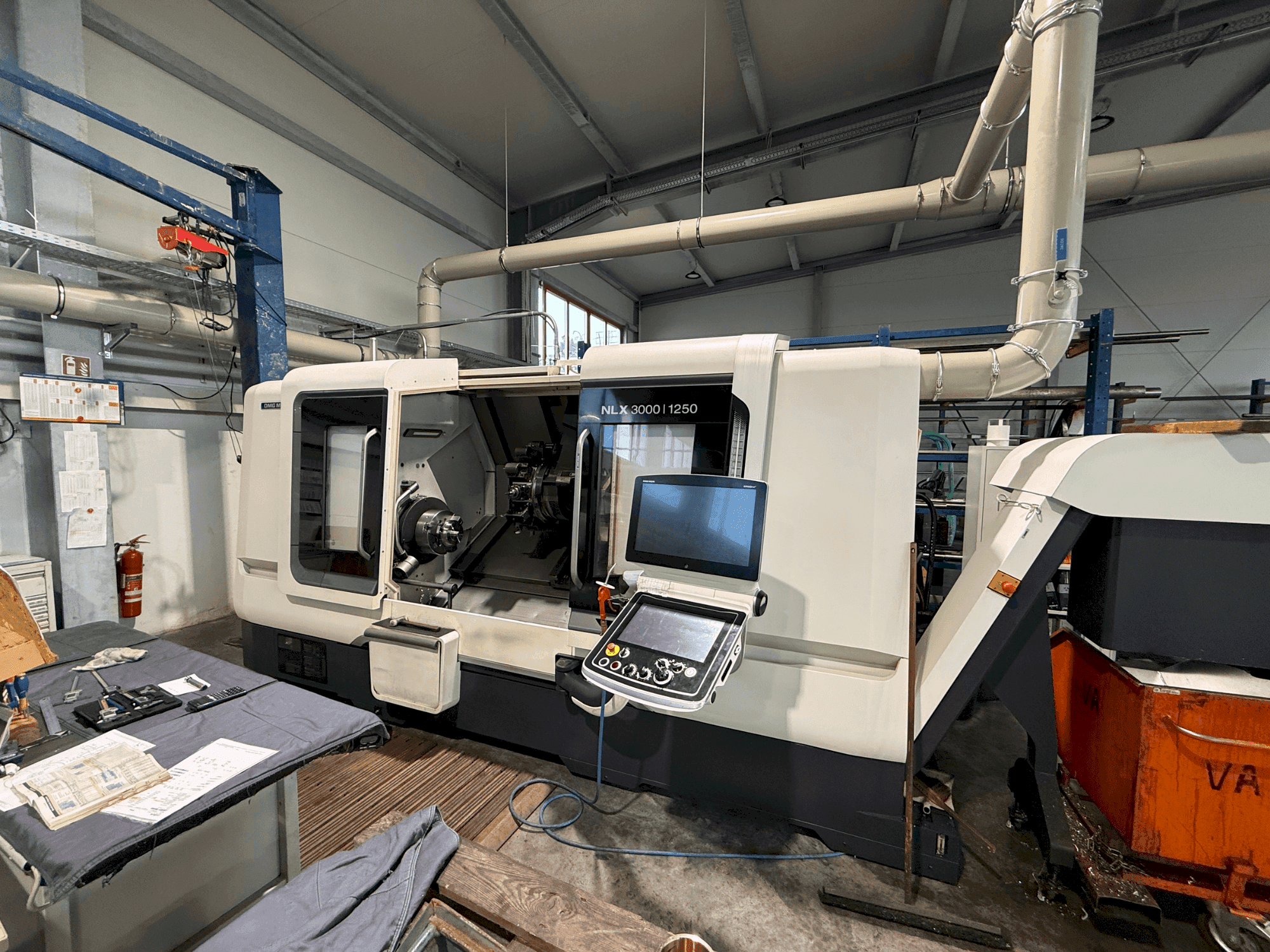 Mašīnas DMG MORI NLX 3000 Y / 1250 pretskats