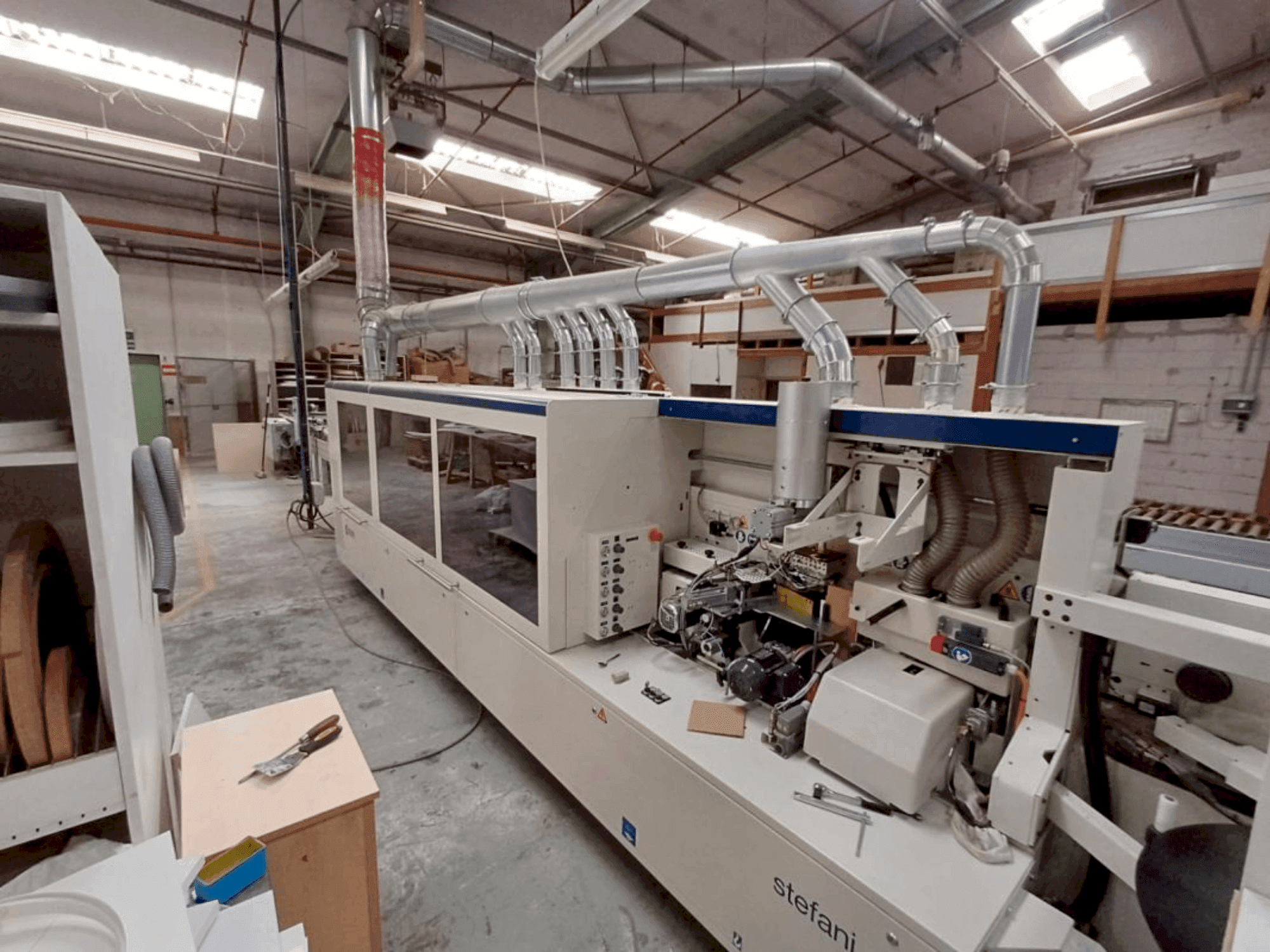 Mašīnas SCM STEFANI MD RM pretskats