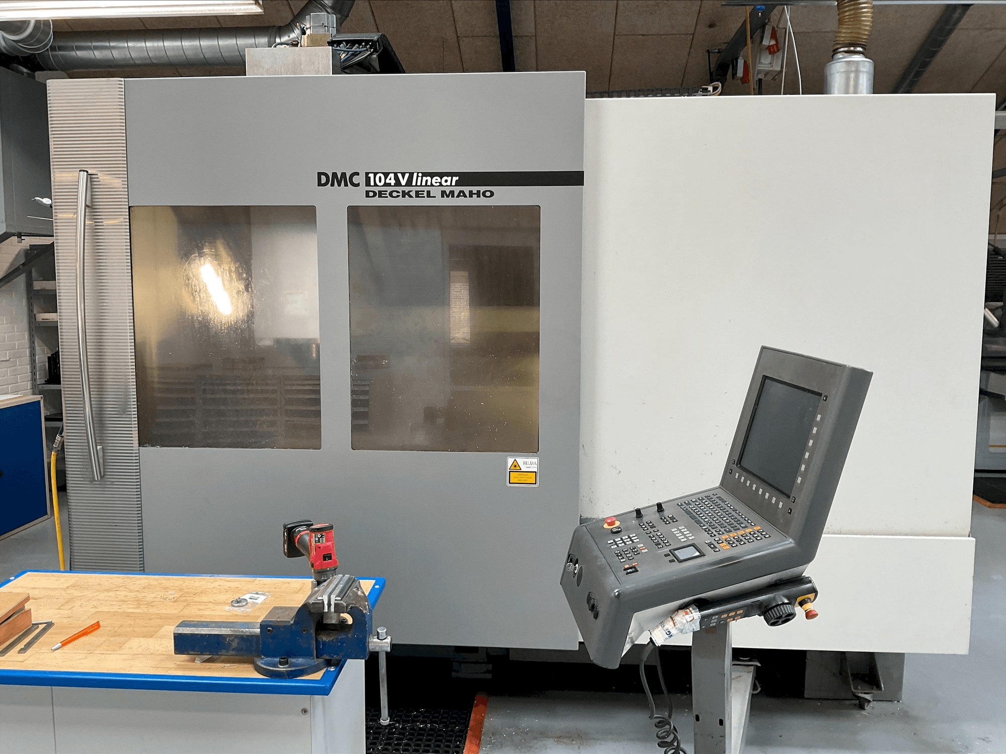 Mašīnas DMG MORI DMC 104V linear pretskats