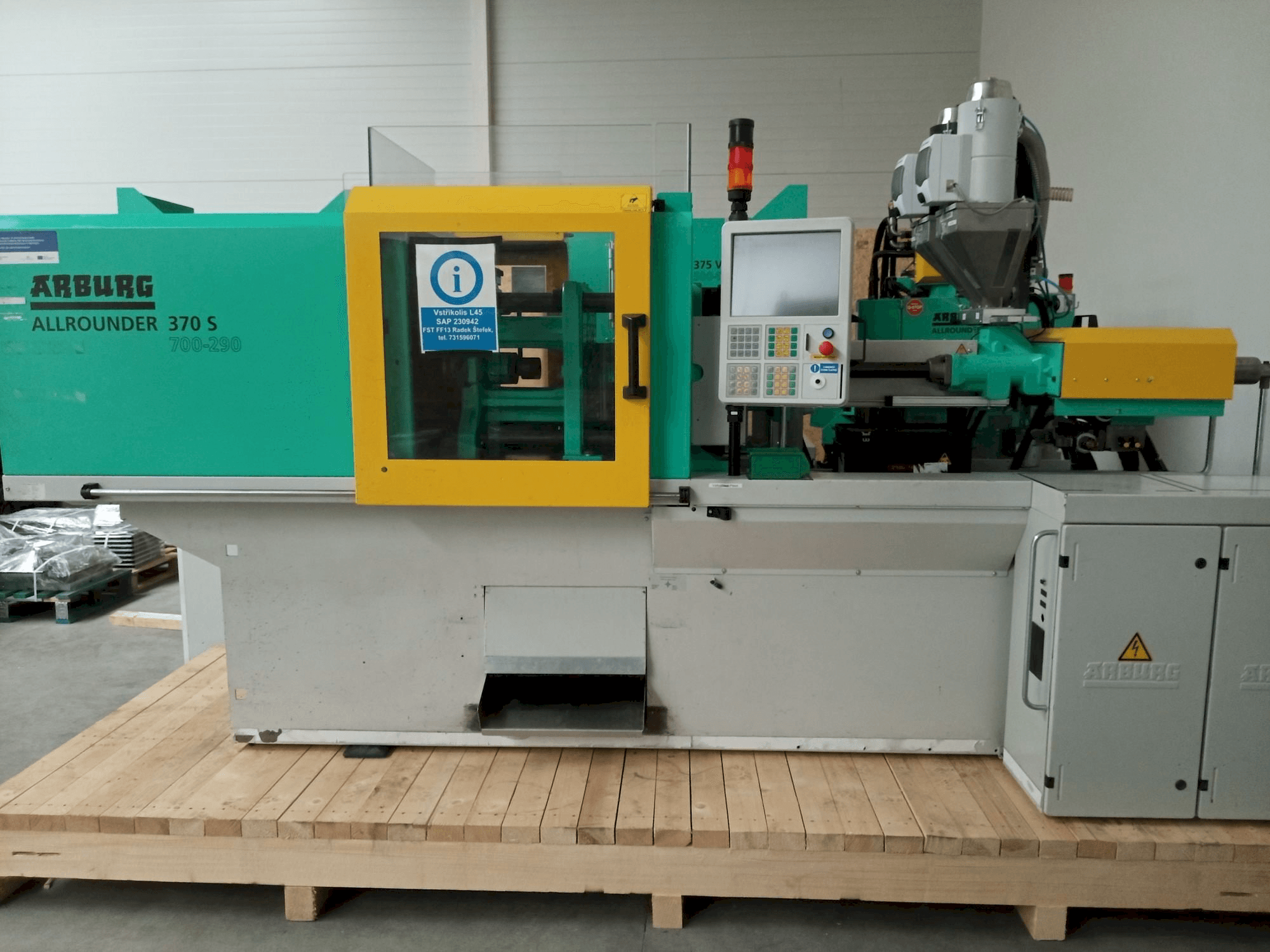 Mašīnas Arburg Allrounder 370S 700–290 pretskats