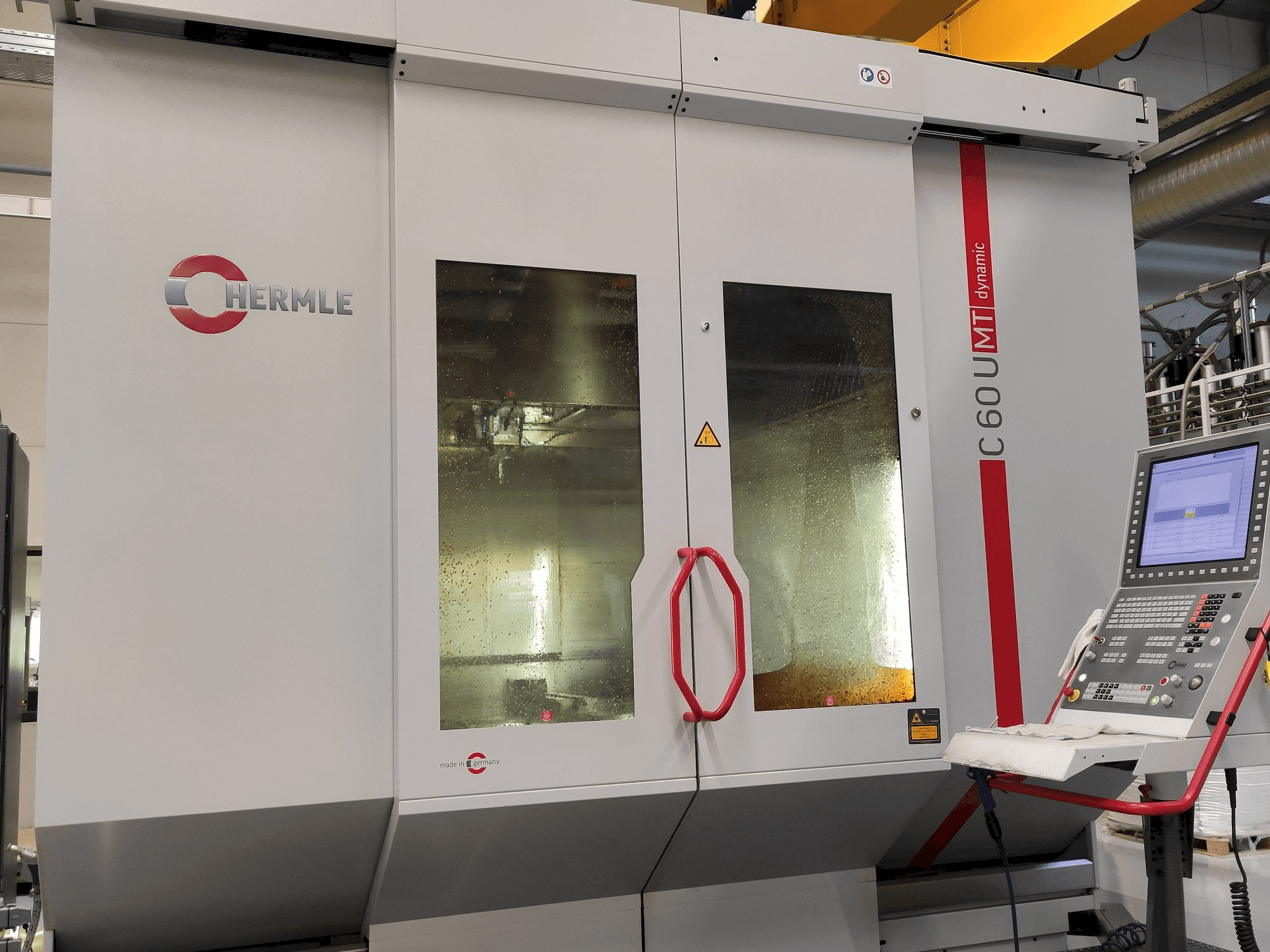 Mašīnas HERMLE C 60 U MT pretskats