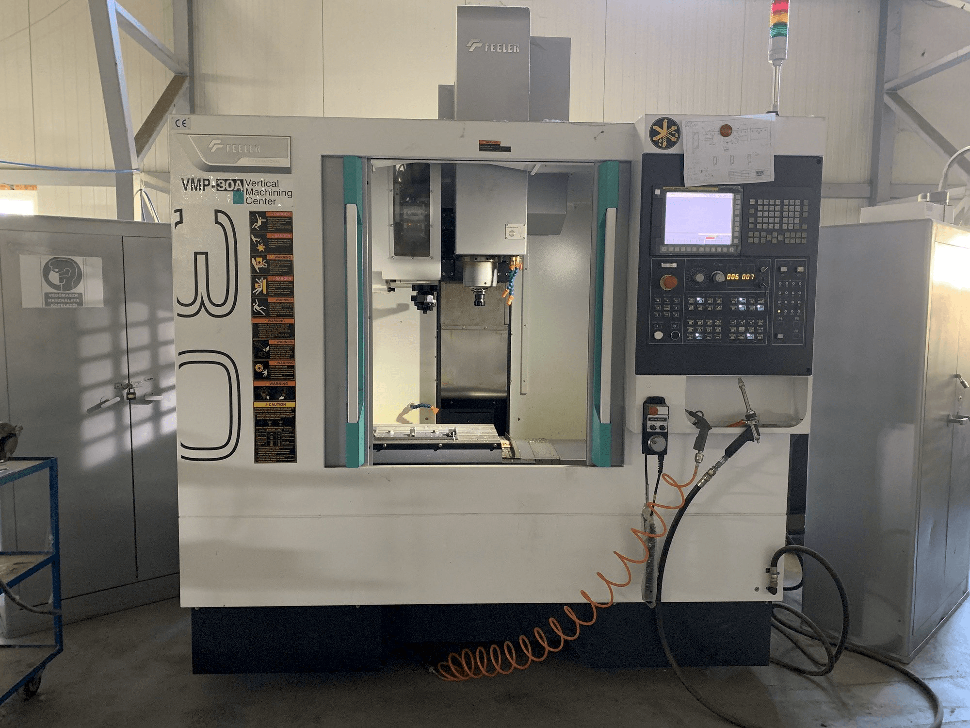 Mašīnas Feeler VMP 30 pretskats