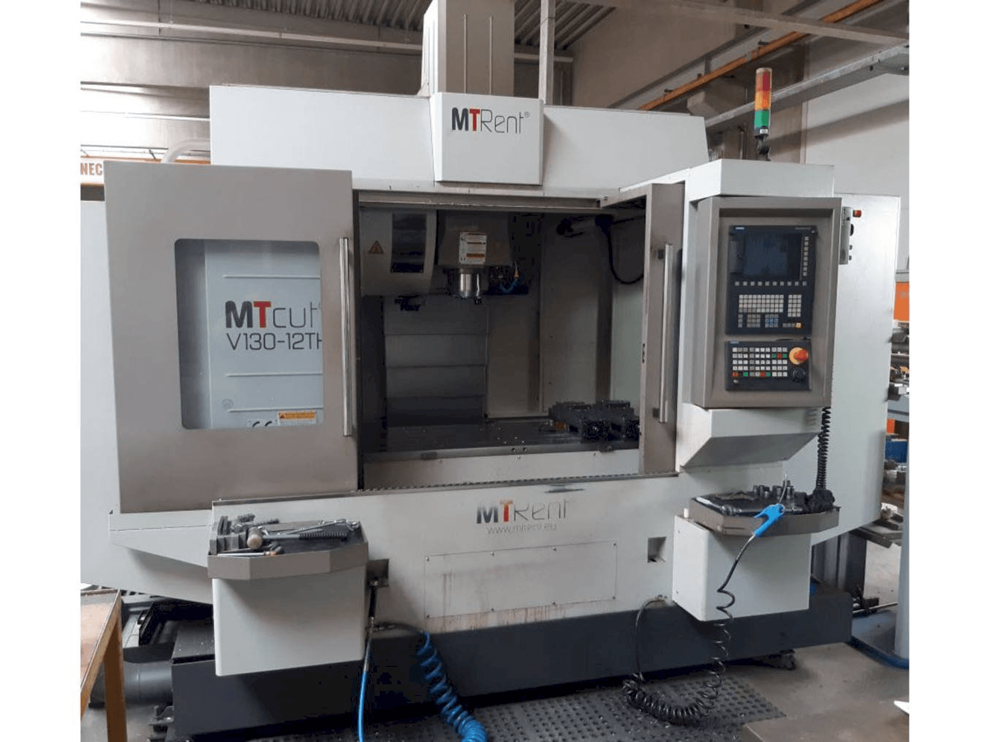 Mašīnas MTcut V130-12TH pretskats