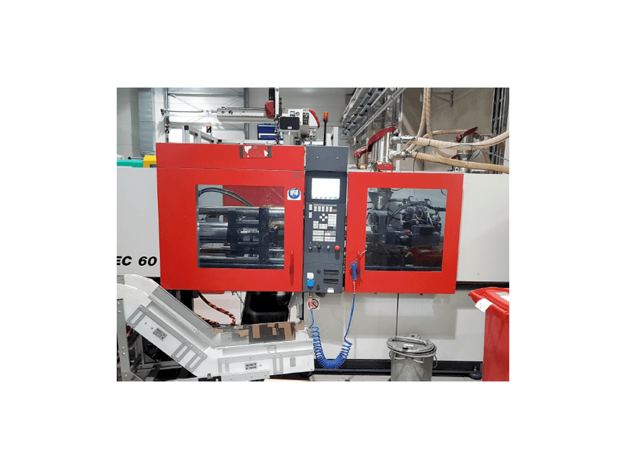 Mašīnas FERROMATIK MILACRON 600-355 K-TEC pretskats