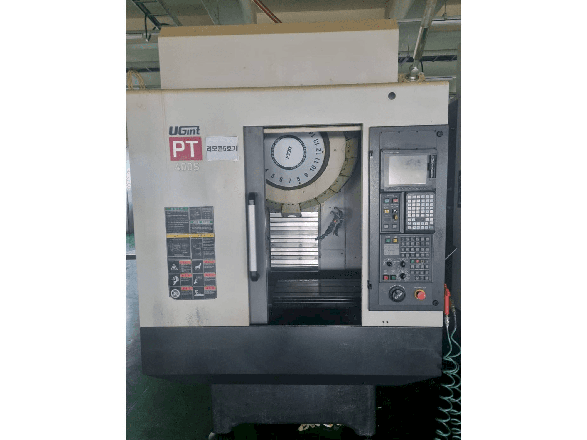 Mašīnas UGINT PT400S pretskats