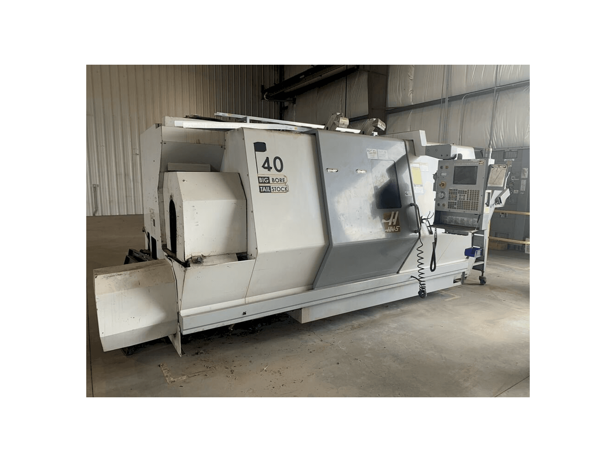 Mašīnas HAAS SL-40TB pretskats