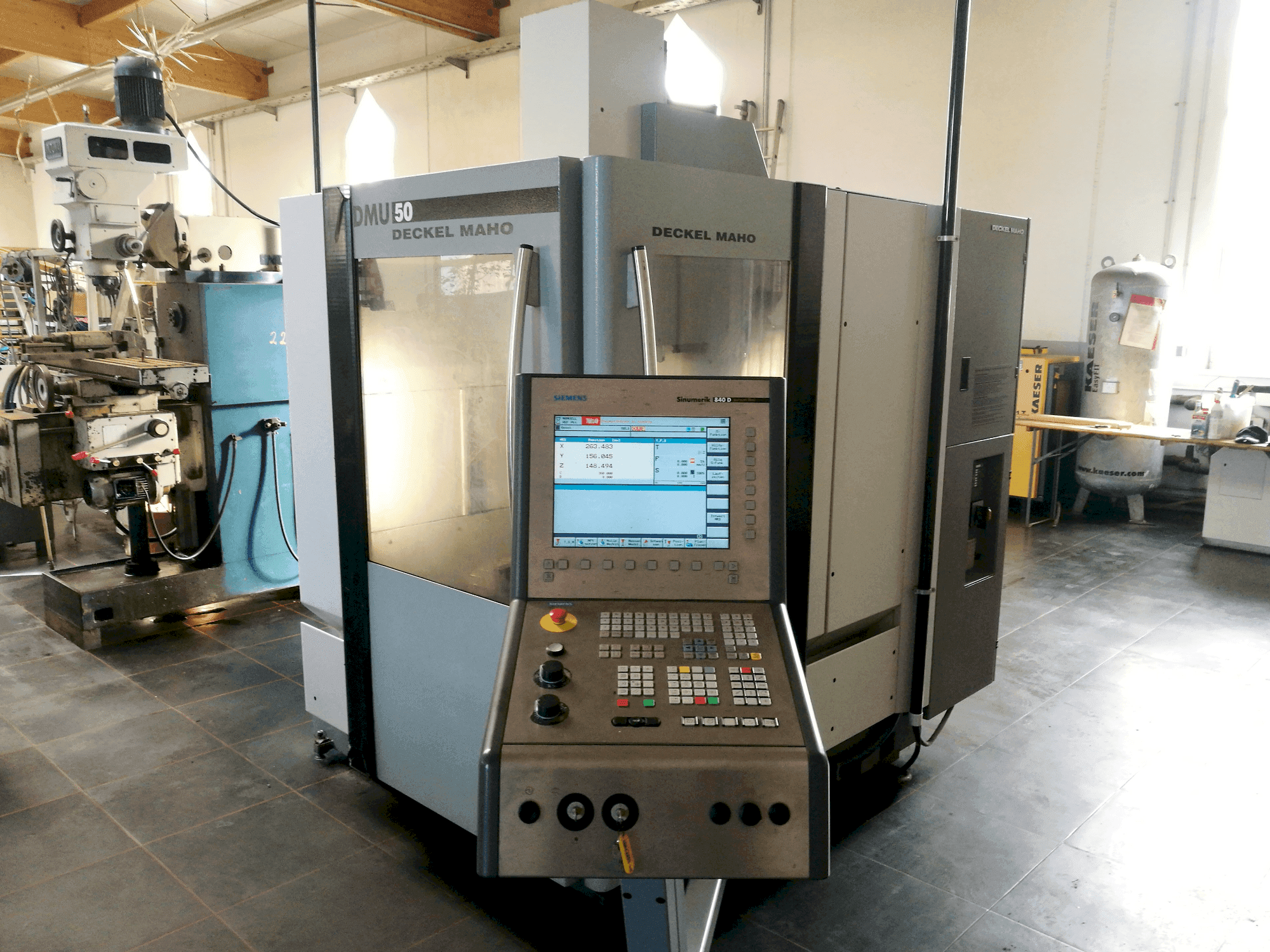 Mašīnas DECKEL MAHO DMU 50 pretskats