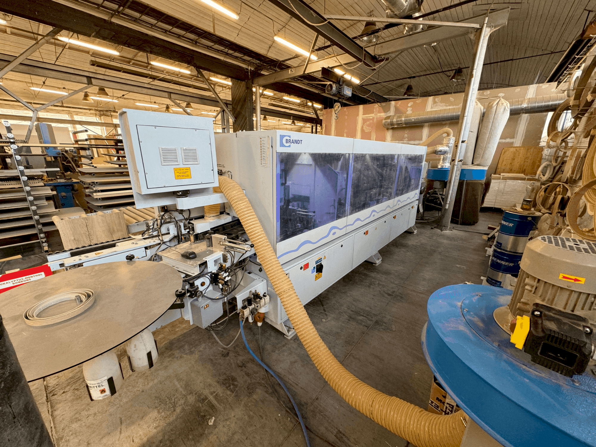 Mašīnas HOMAG Brandt KDF 650 pretskats