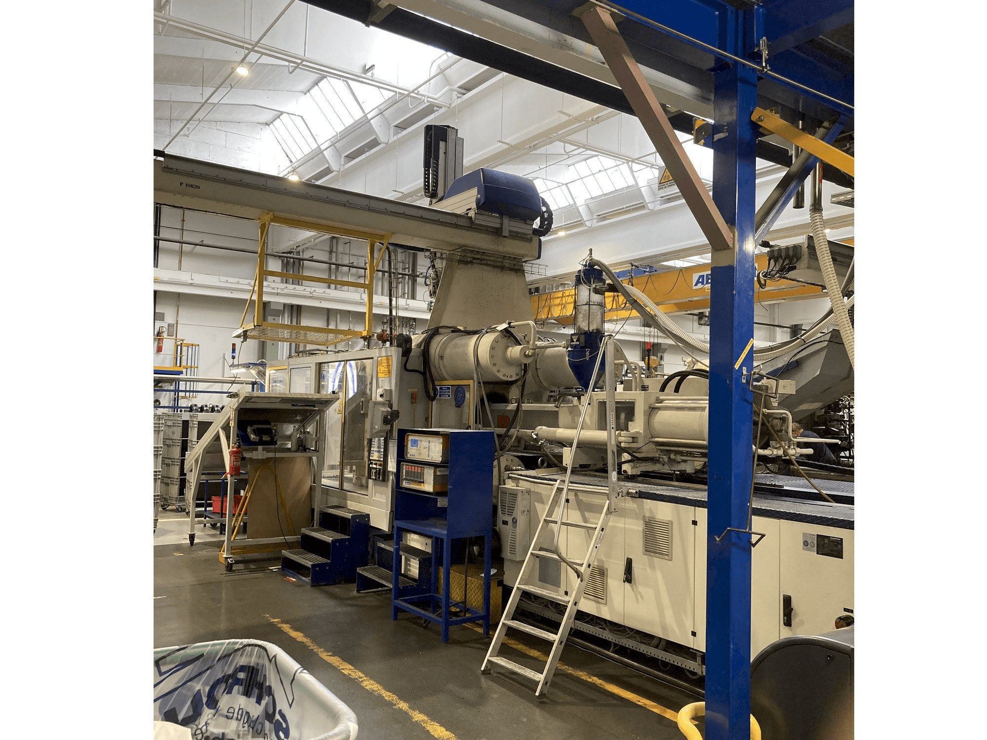 Mašīnas Krauss Maffei 650 – 2700 C1 pretskats