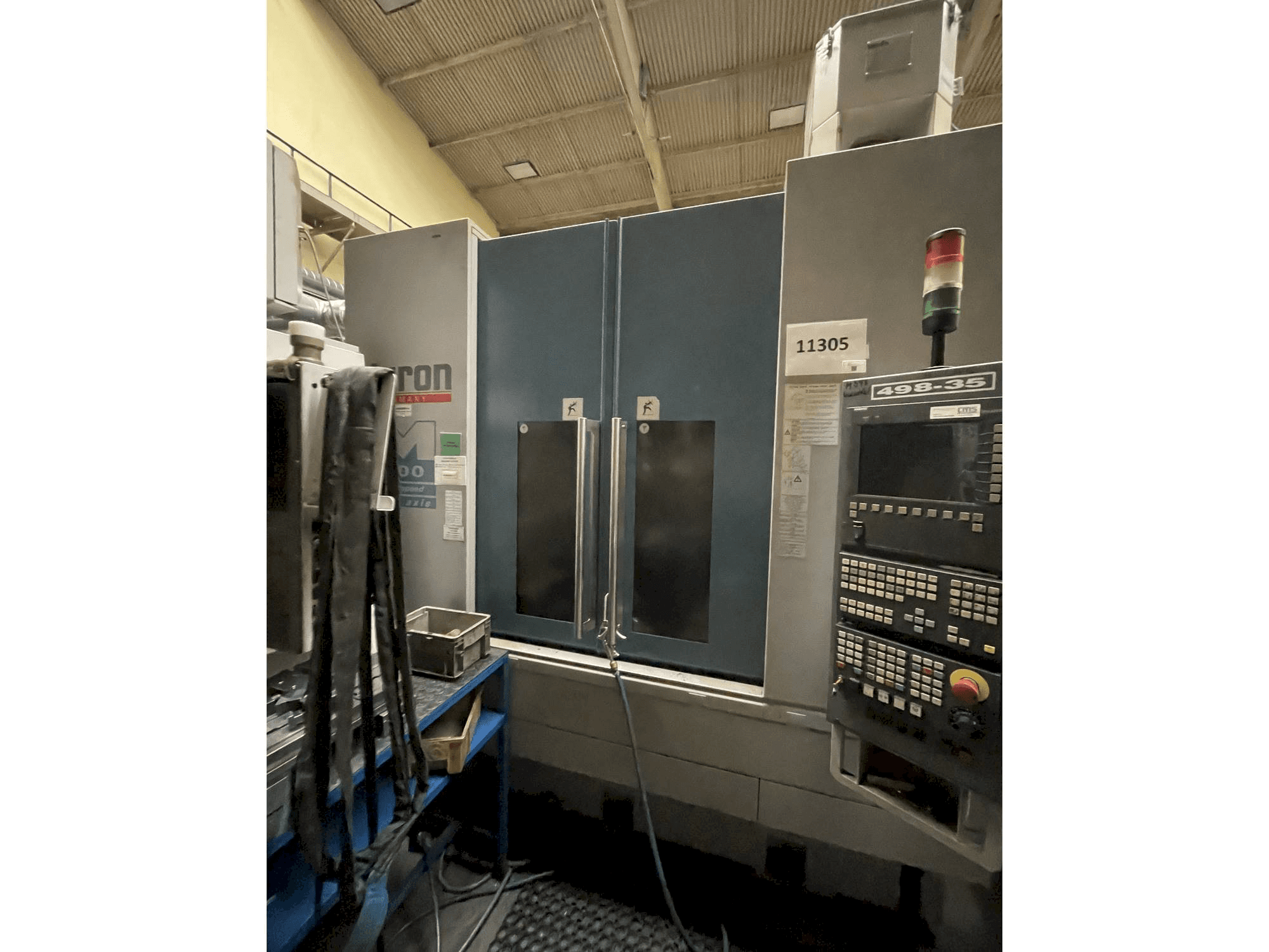Mašīnas CHIRON MILL FA 800 pretskats