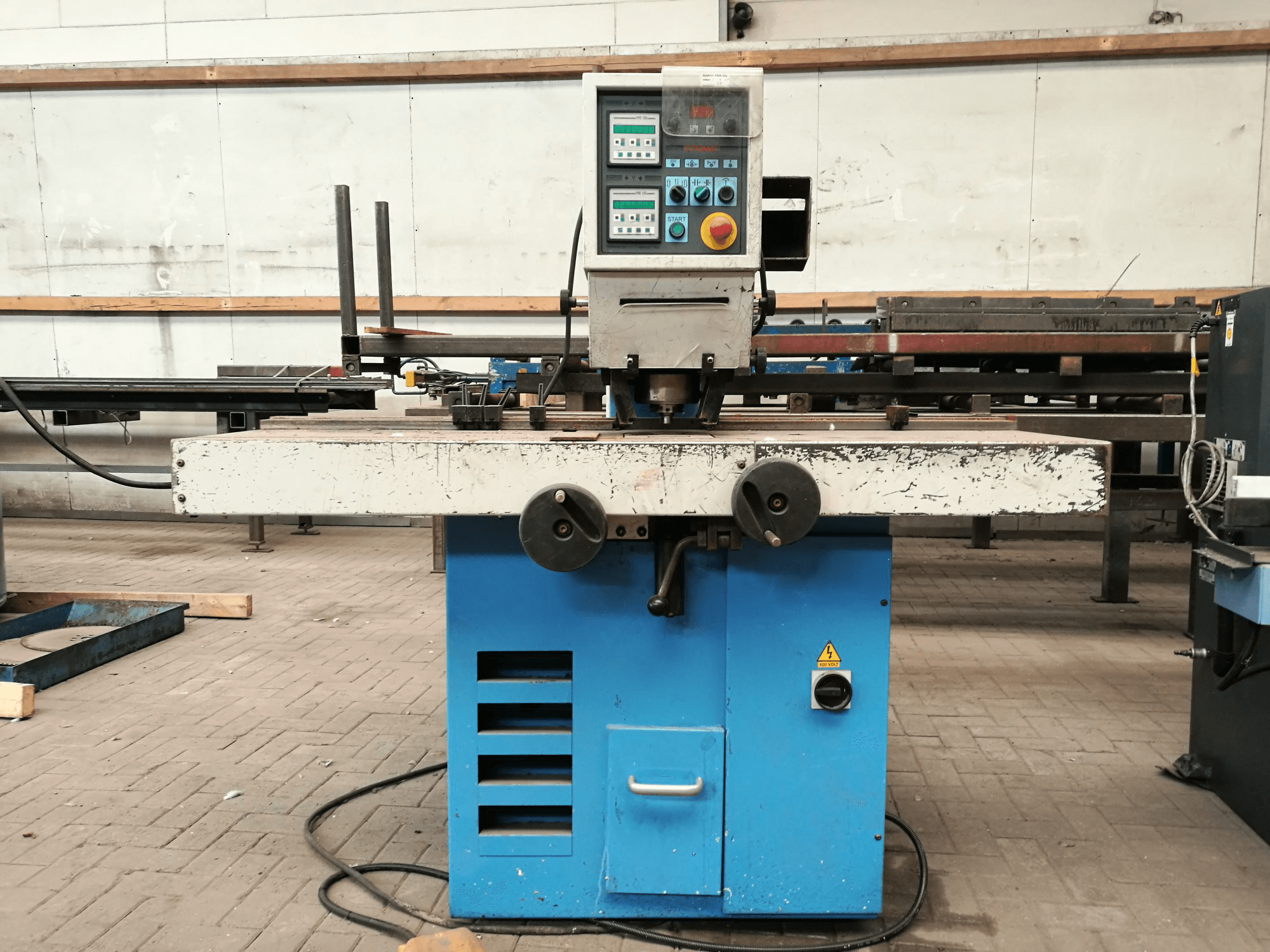 Mašīnas Euromac XP 750/25 pretskats