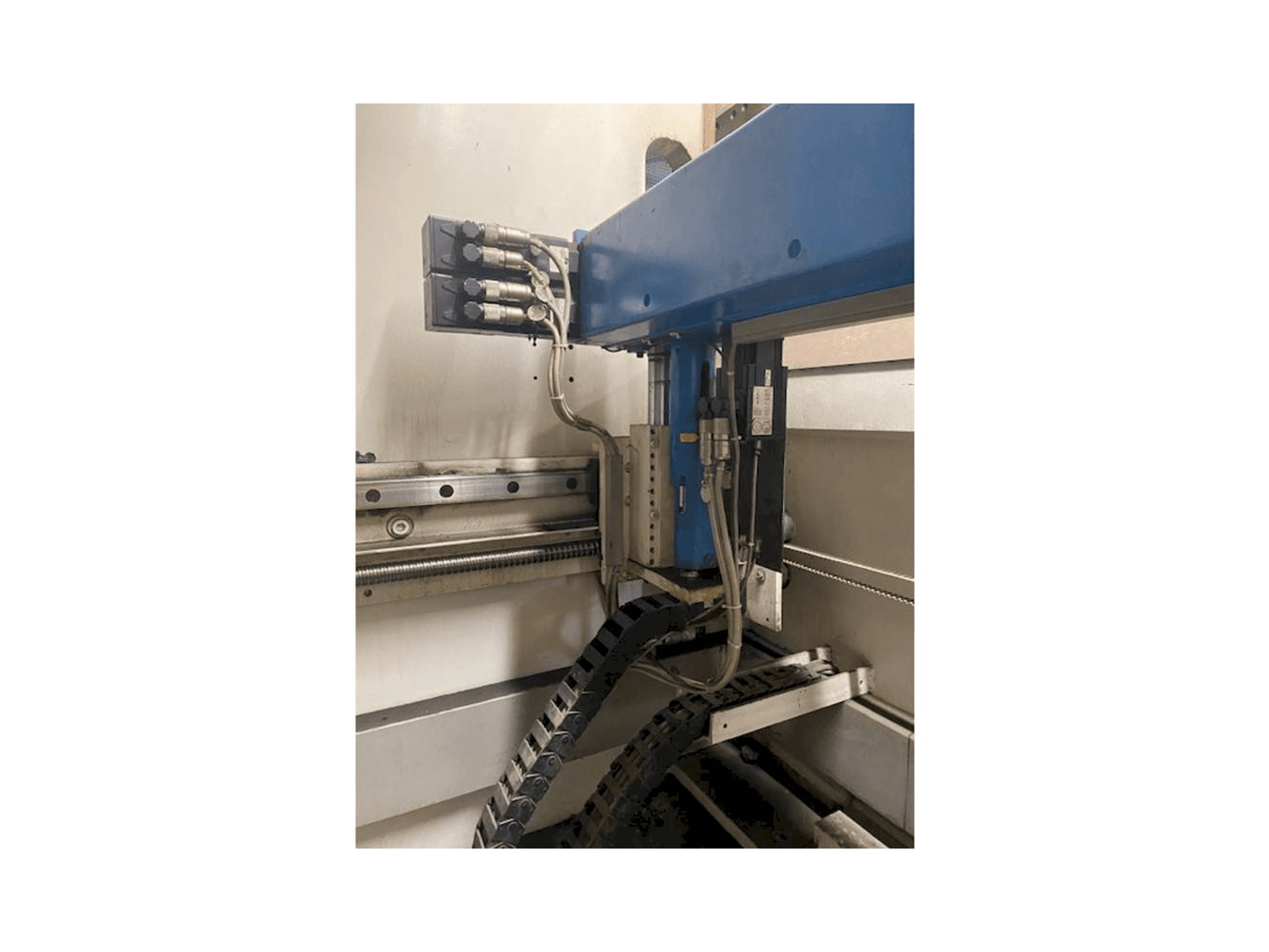 Mašīnas EHT VarioPress 225-30 pretskats