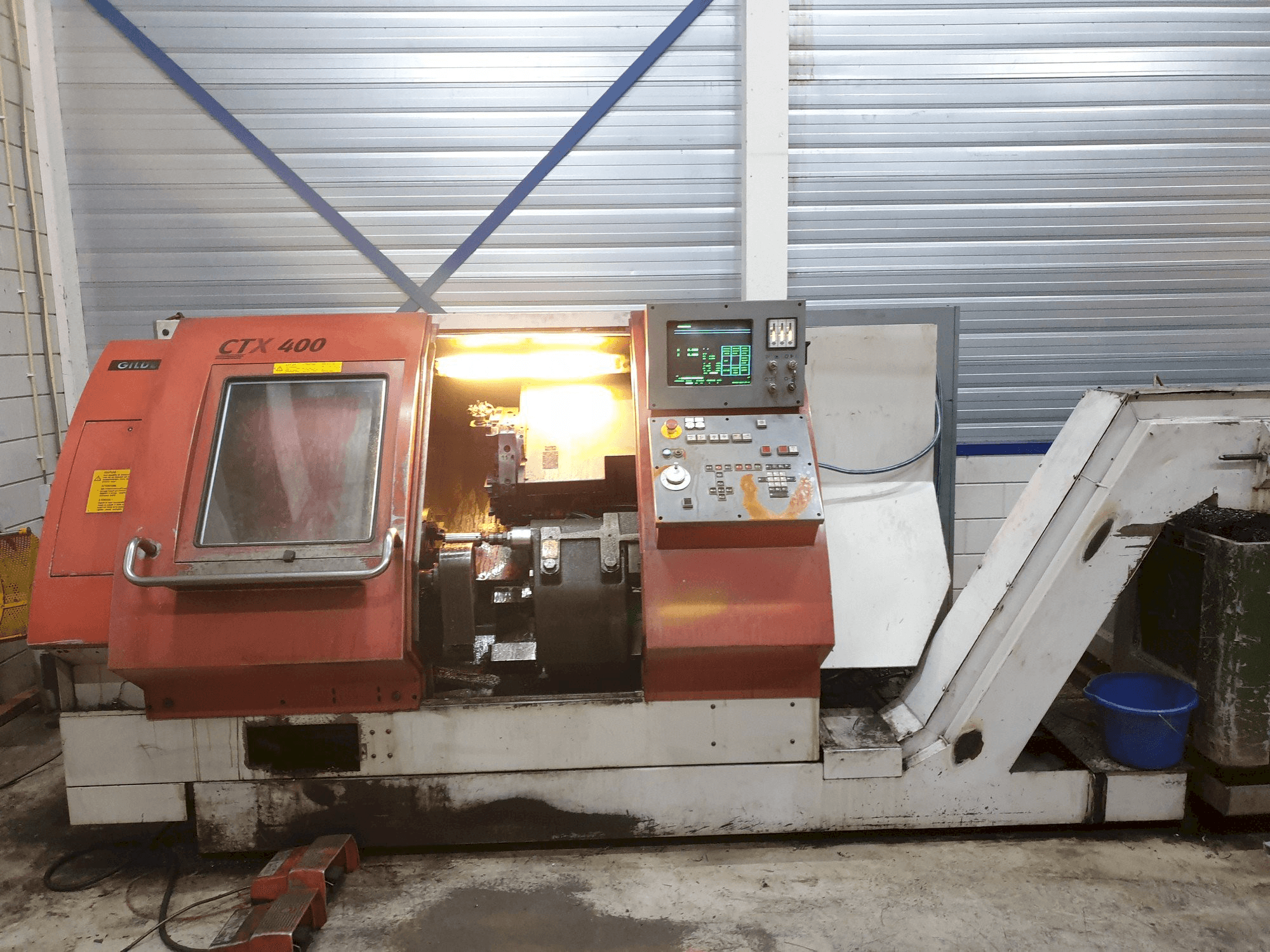 Mašīnas Gildemeister CTX 400 pretskats