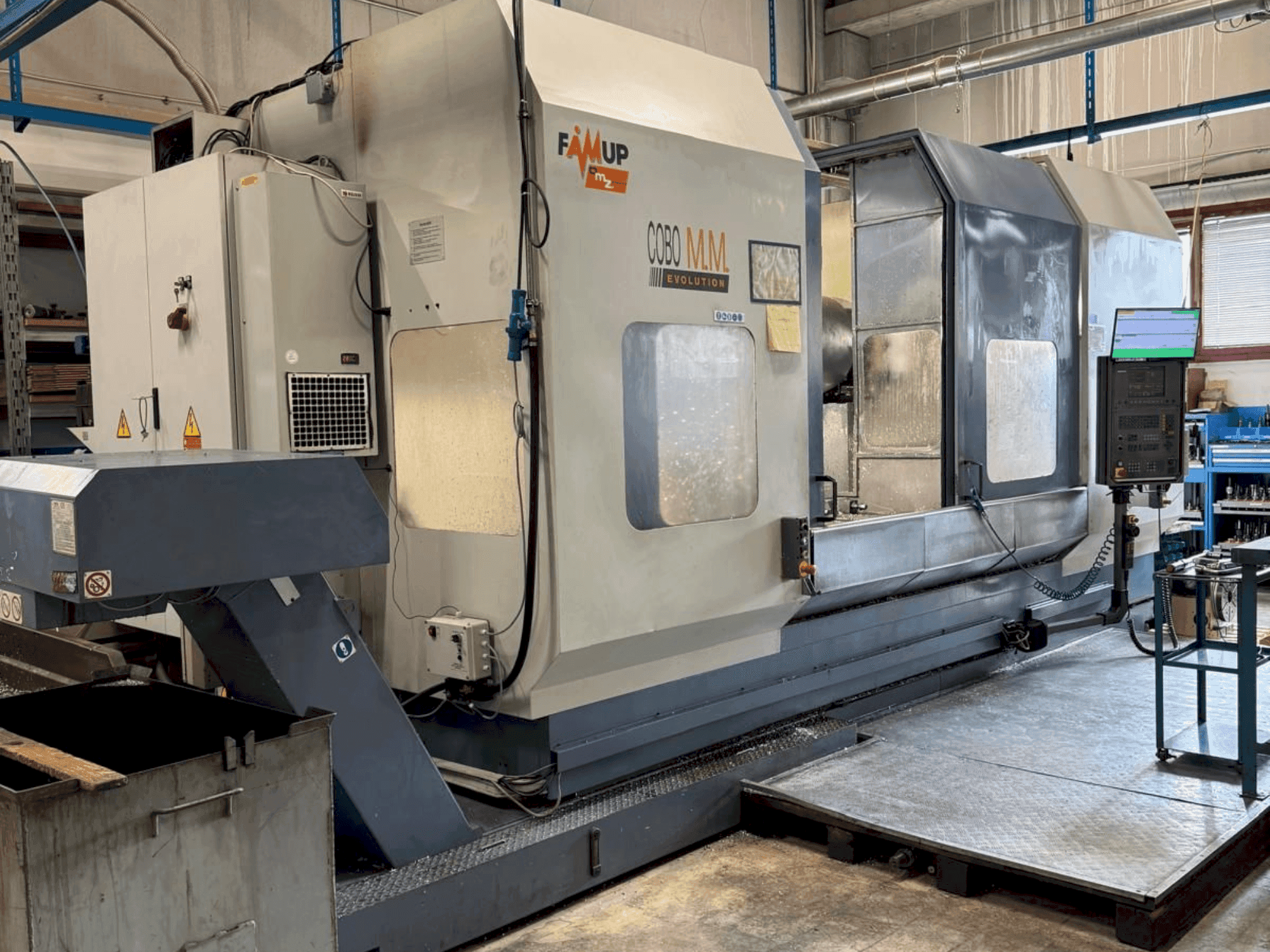 Mašīnas FAMUP COBO MM 3000 pretskats