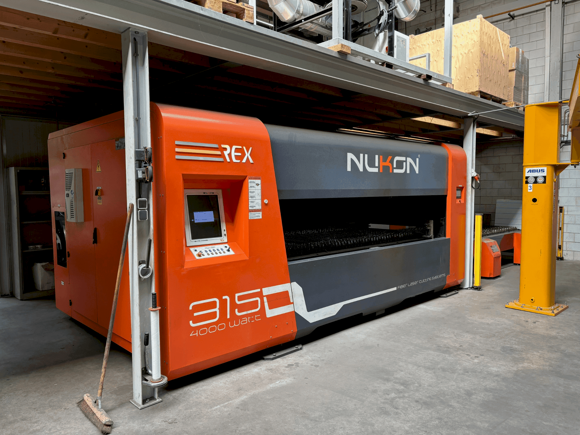 Mašīnas NUKON REX PP 315 4kW pretskats