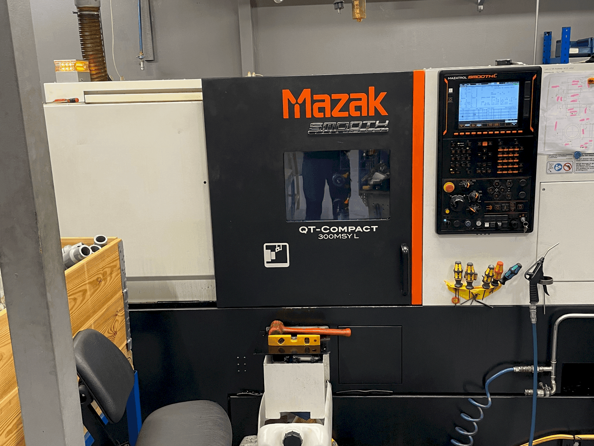 Mašīnas Mazak Quick Turn Compact 300 MSY L pretskats